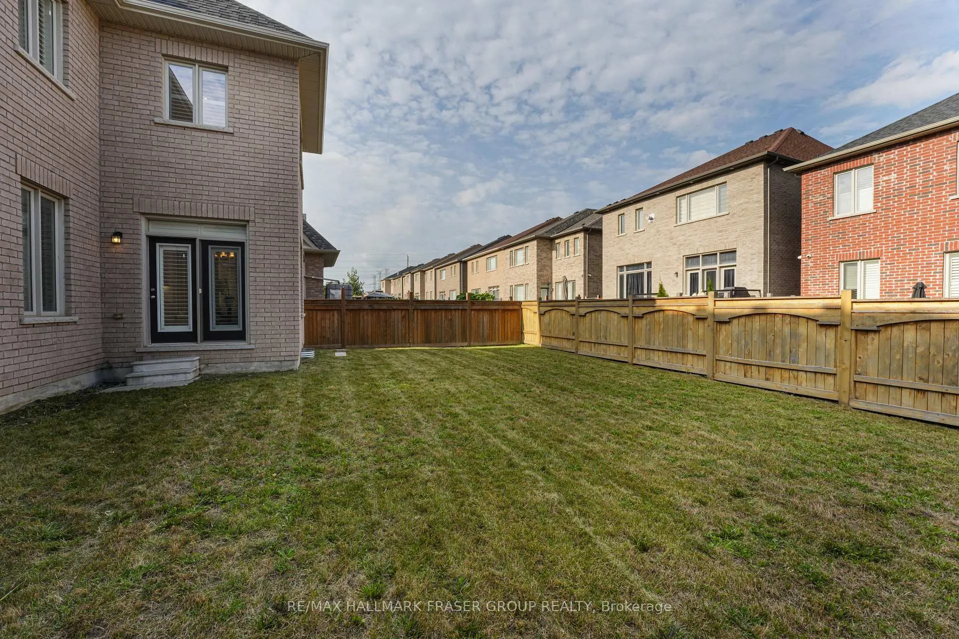Photo 41 of 875 Riverside Drive, Ajax, Central West — HOMEH