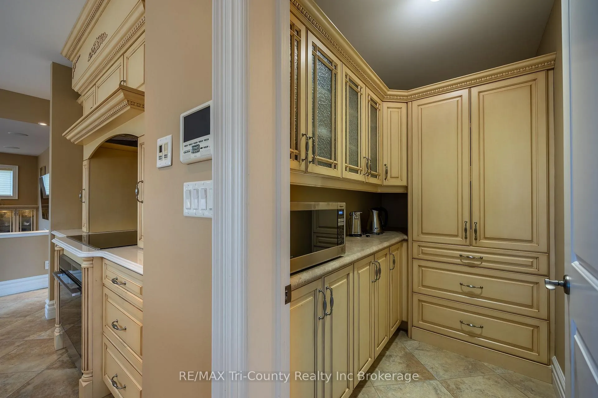 Photo 10 of 56130 Heritage Line, Bayham, Straffordville — HOMEH