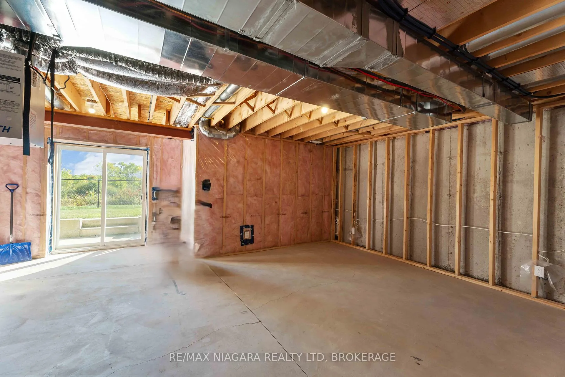Photo 18 of 21 Lamb Crescent, Thorold, Hurricane/Merrittville — HOMEH