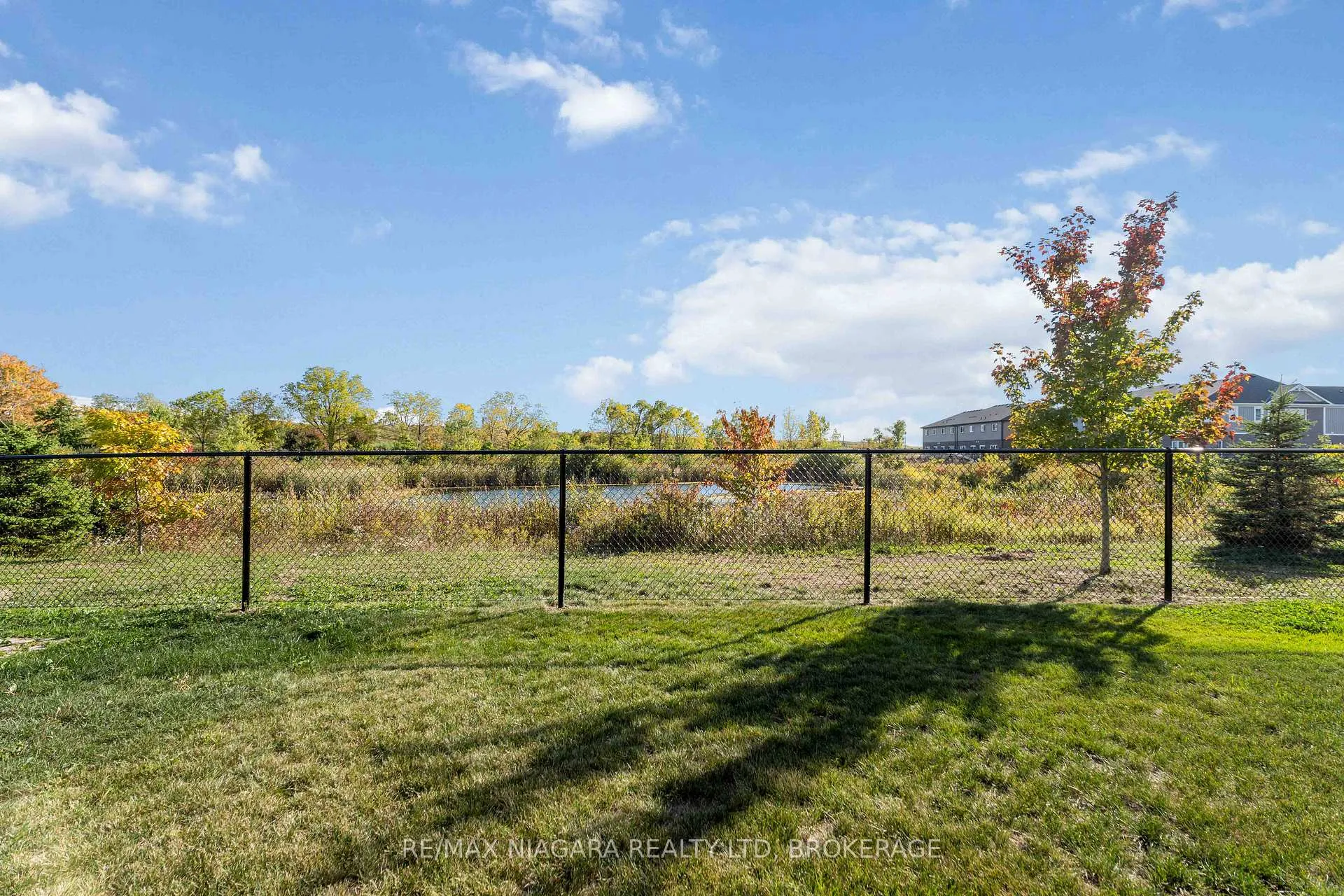 Photo 22 of 21 Lamb Crescent, Thorold, Hurricane/Merrittville — HOMEH