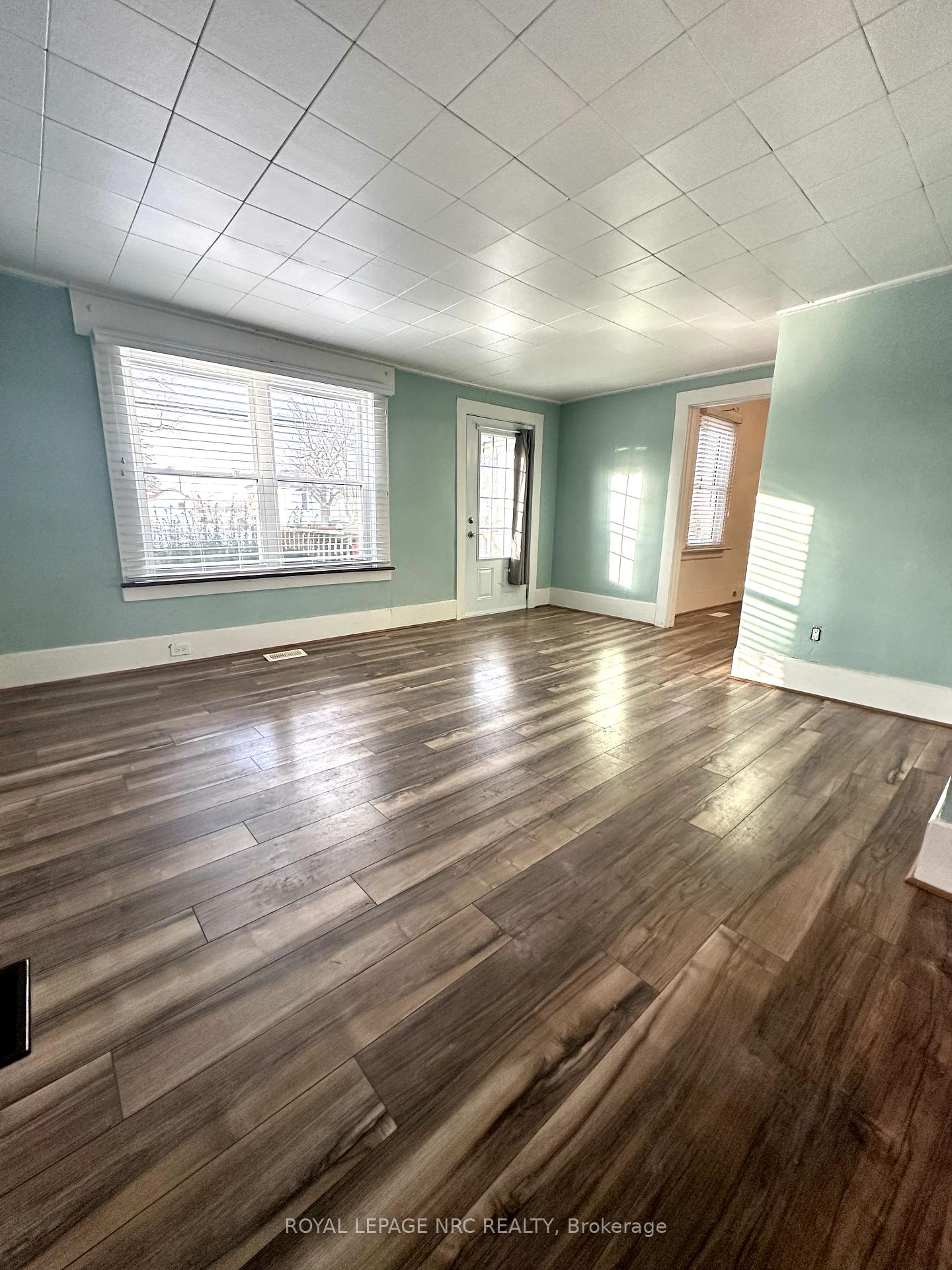 Photo 18 of 2292 Centre Street, Thorold, Port Robinson — HOMEH