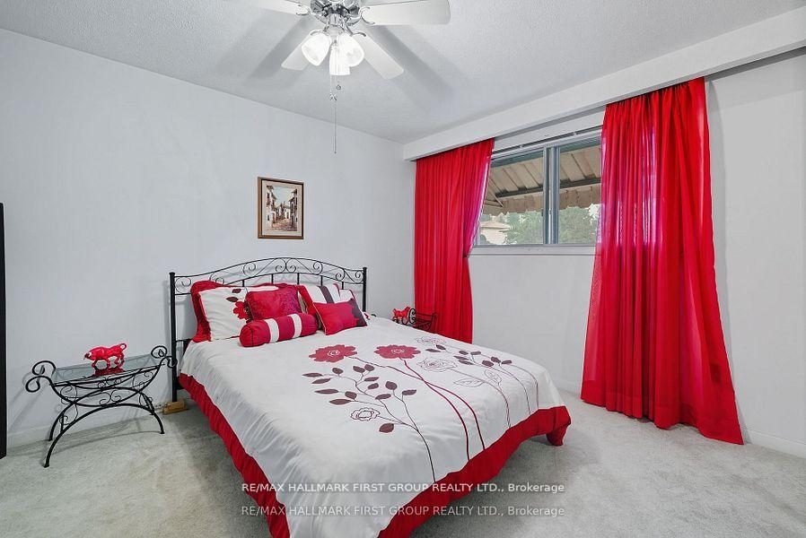 Photo 15 of 6 Windover Drive, Scarborough, Woburn — HOMEH