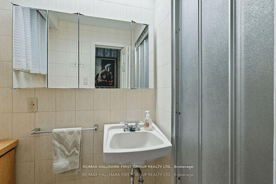 Photo 25 of 6 Windover Drive, Scarborough, Woburn — HOMEH