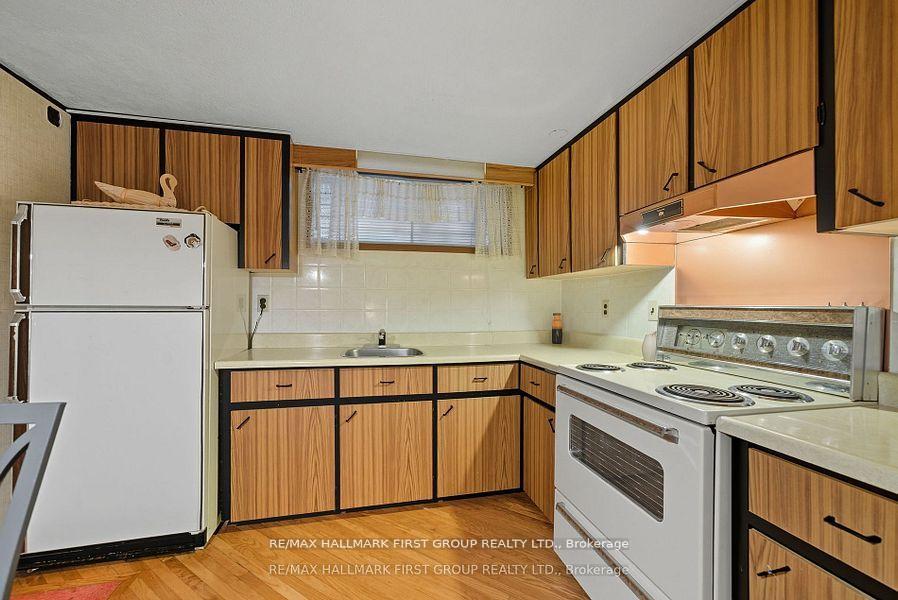 Photo 28 of 6 Windover Drive, Scarborough, Woburn — HOMEH