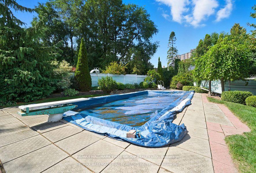 Photo 29 of 6 Windover Drive, Scarborough, Woburn — HOMEH