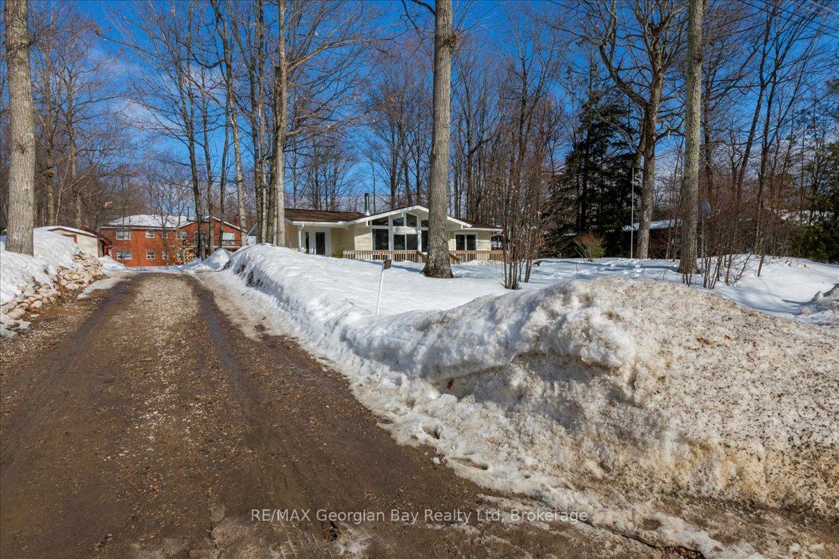 Photo 3 of 1169 Tiny Beaches Road N, Tiny, Rural Tiny — HOMEH