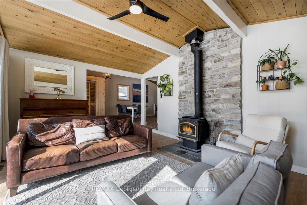 Photo 11 of 1169 Tiny Beaches Road N, Tiny, Rural Tiny — HOMEH
