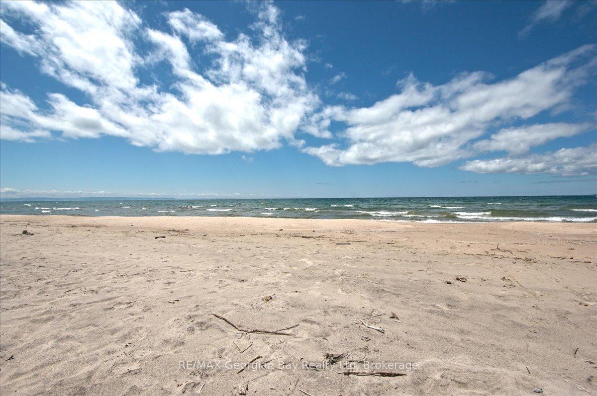 Photo 29 of 1169 Tiny Beaches Road N, Tiny, Rural Tiny — HOMEH