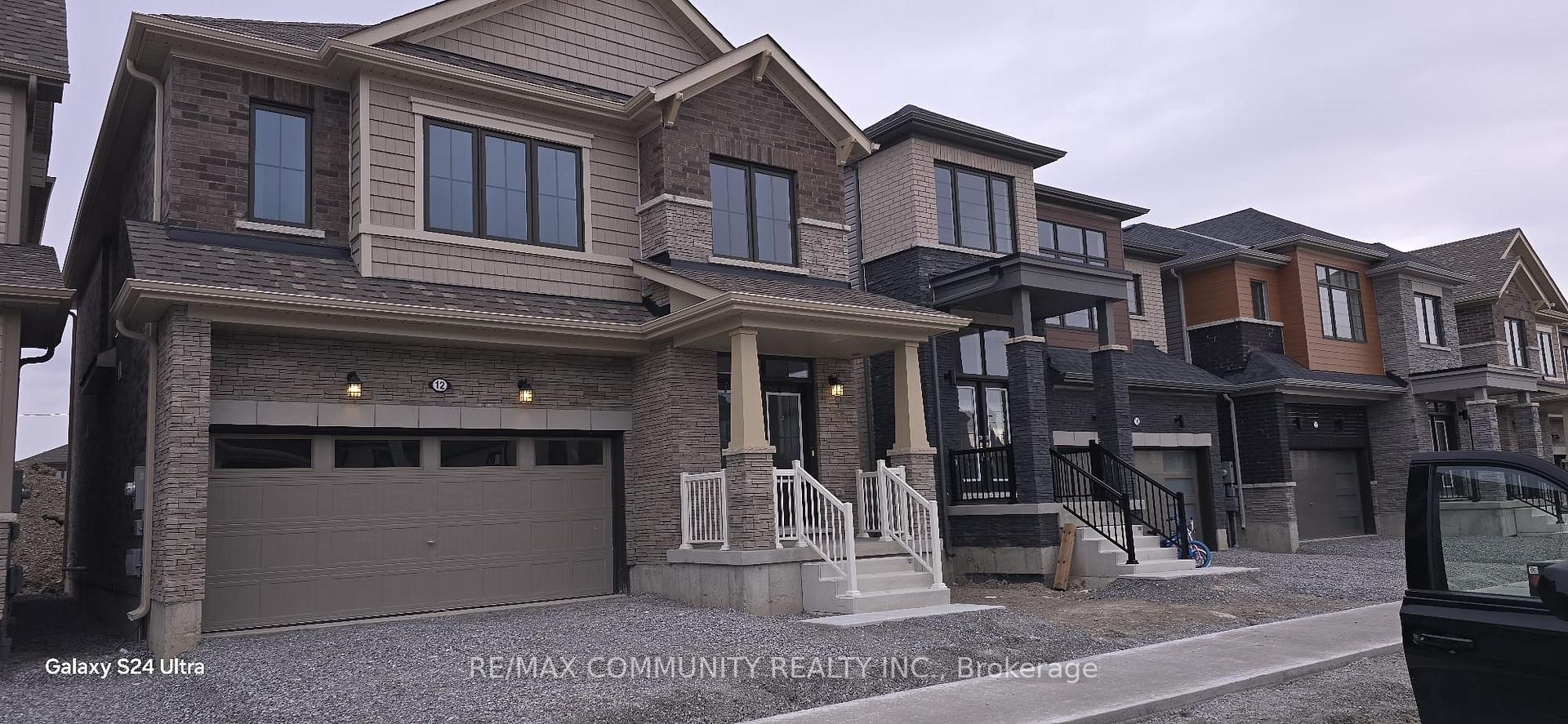 Photo 2 of 12 Heritage Way, Thorold, Rolling Meadows — HOMEH