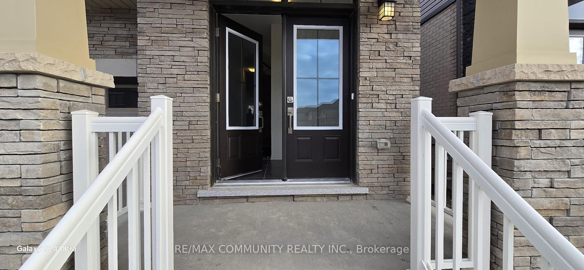 Photo 4 of 12 Heritage Way, Thorold, Rolling Meadows — HOMEH