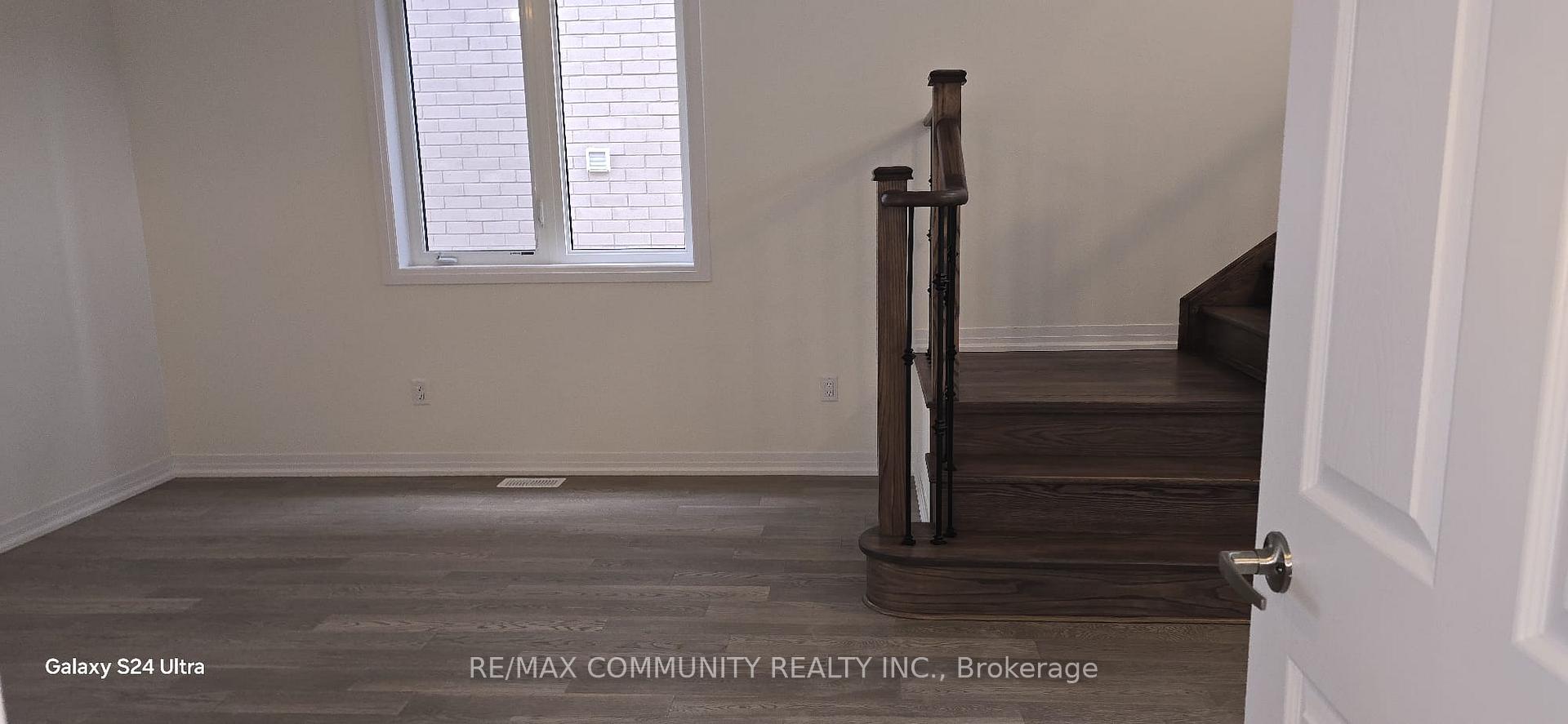 Photo 6 of 12 Heritage Way, Thorold, Rolling Meadows — HOMEH