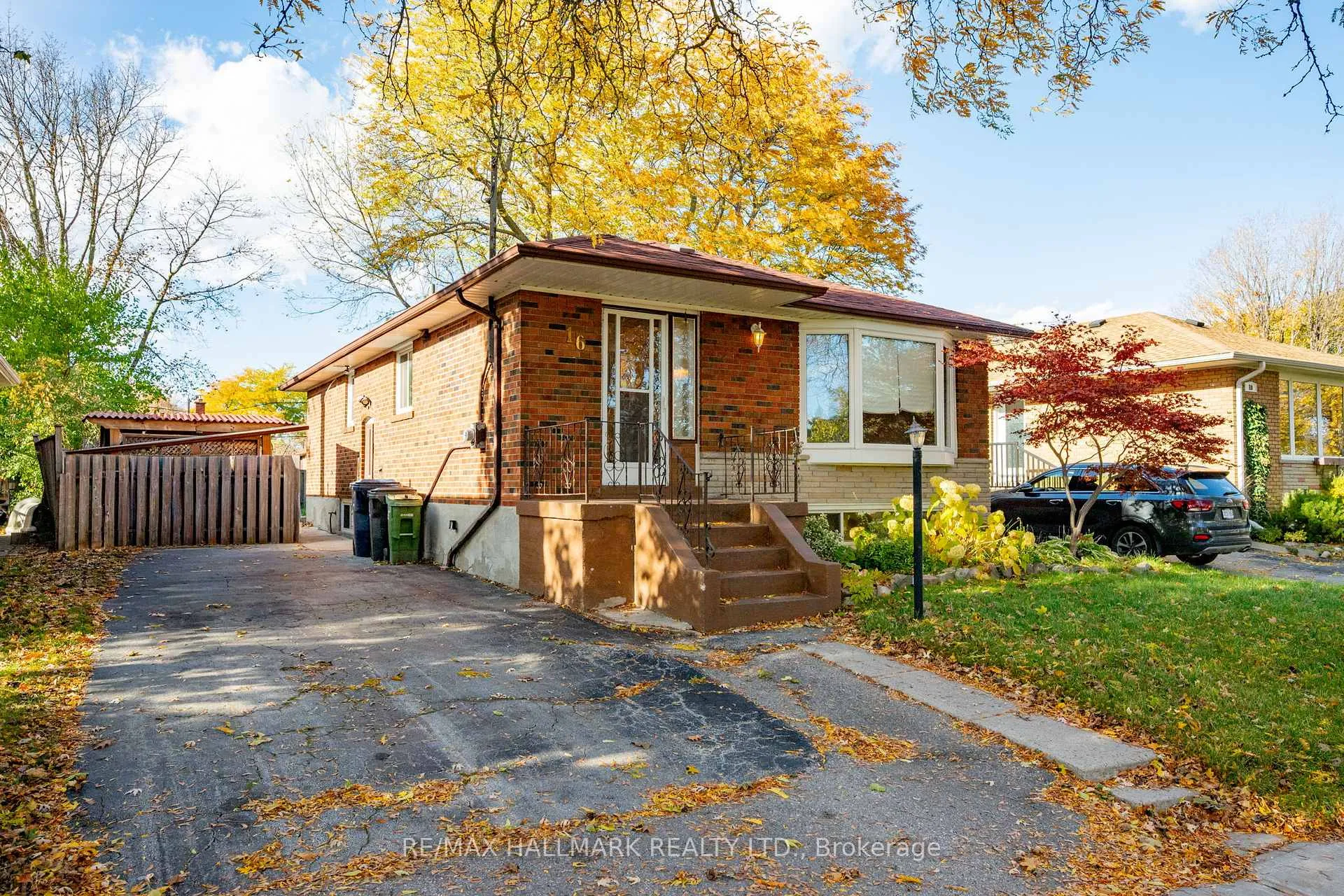 Front of 16 Stanwell Drive