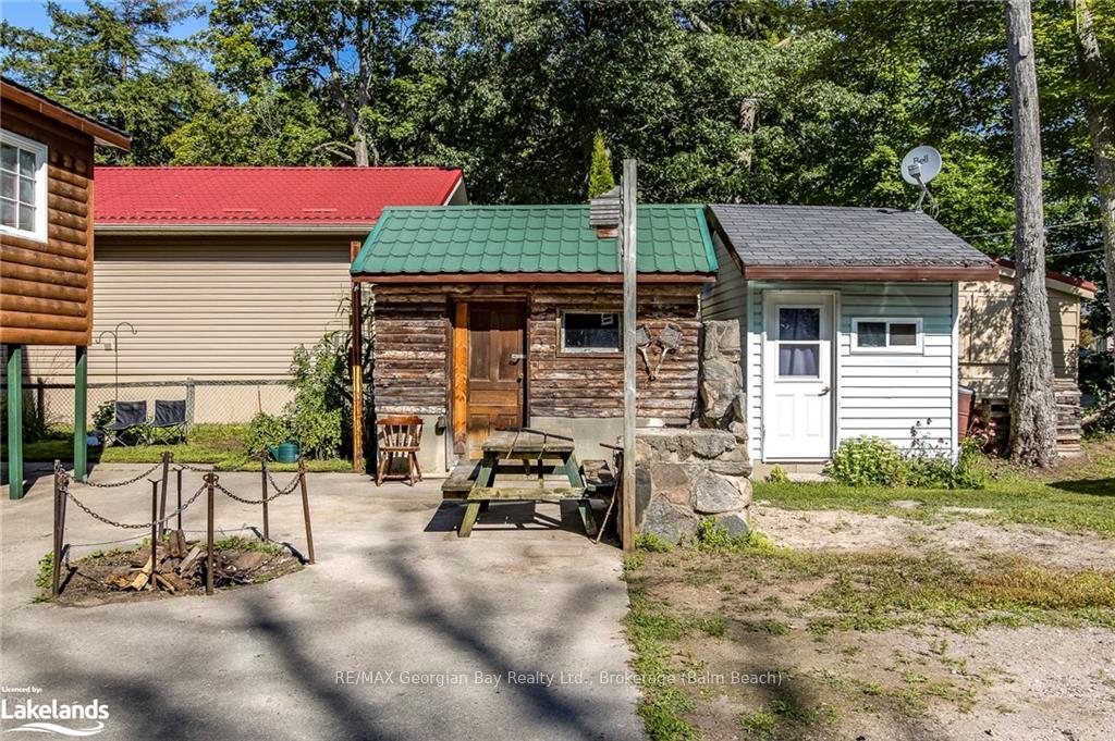 Photo 32 of 49 Third Street, Tiny, Rural Tiny — HOMEH