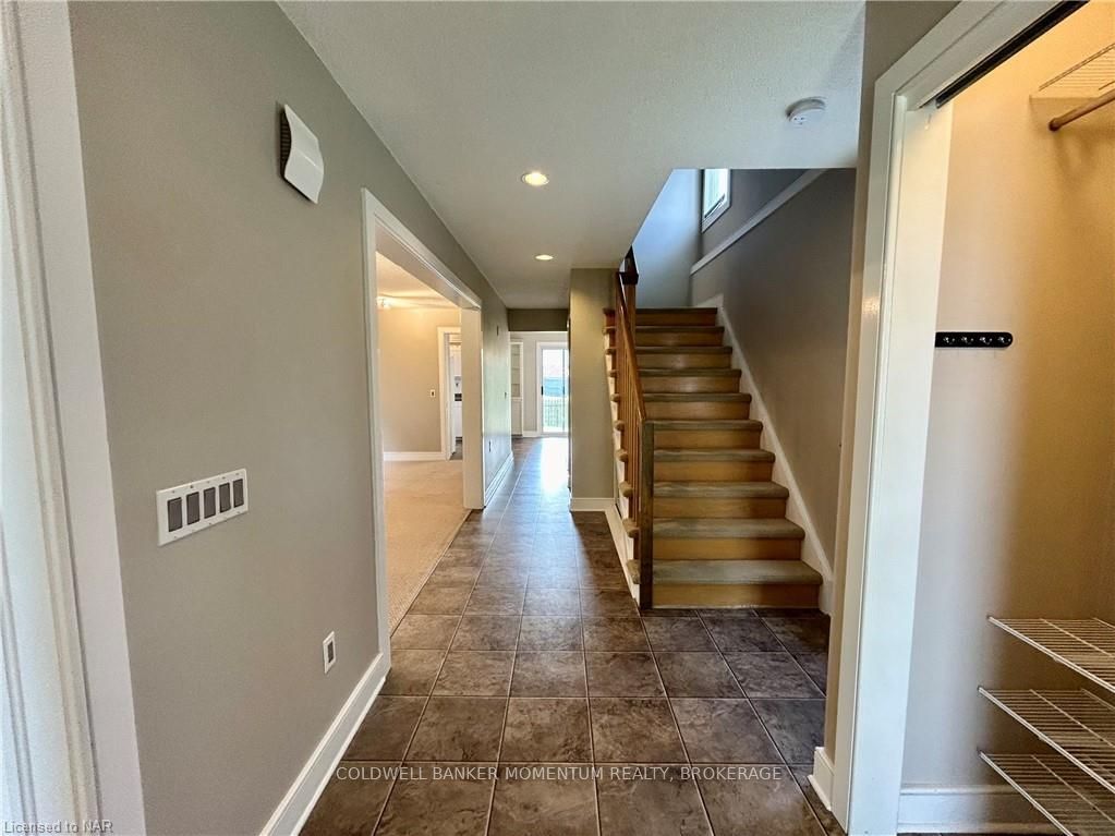 Photo 7 of 26 Remigio Court, Thorold, Confederation Heights — HOMEH