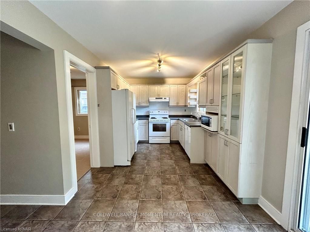 Photo 15 of 26 Remigio Court, Thorold, Confederation Heights — HOMEH