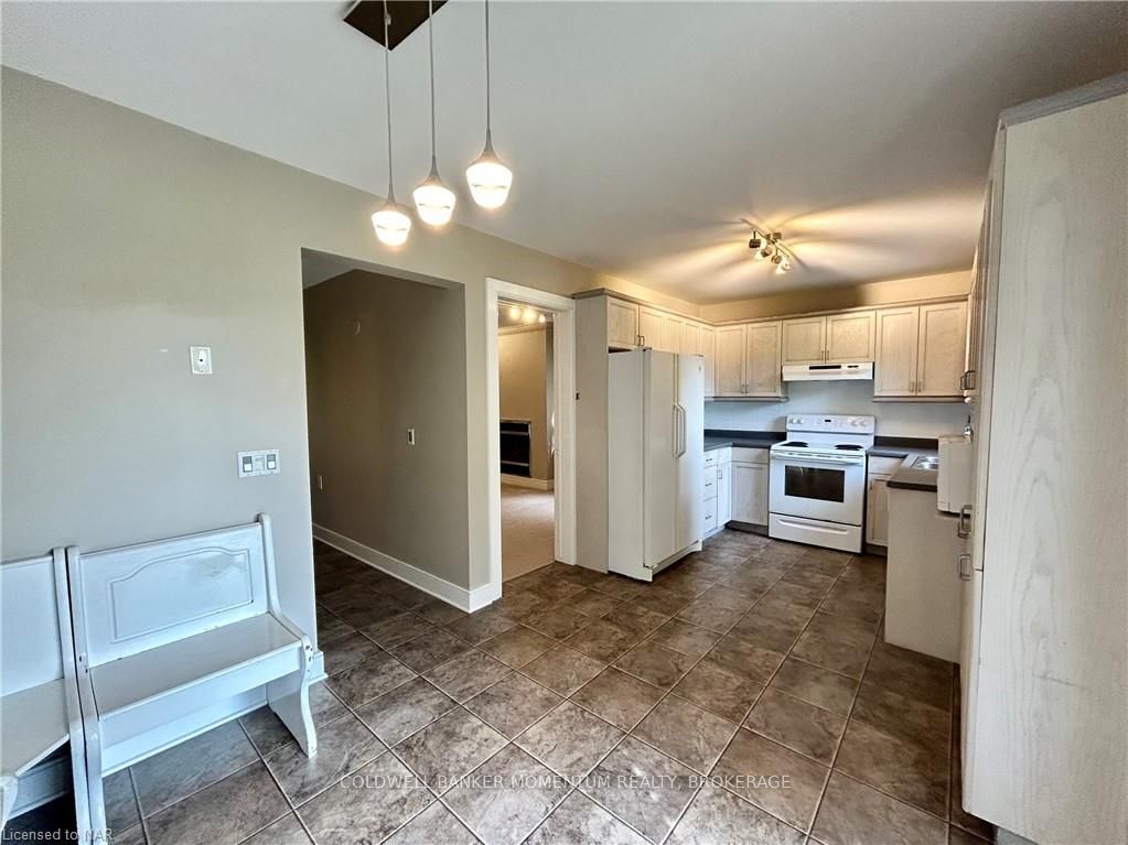 Photo 16 of 26 Remigio Court, Thorold, Confederation Heights — HOMEH
