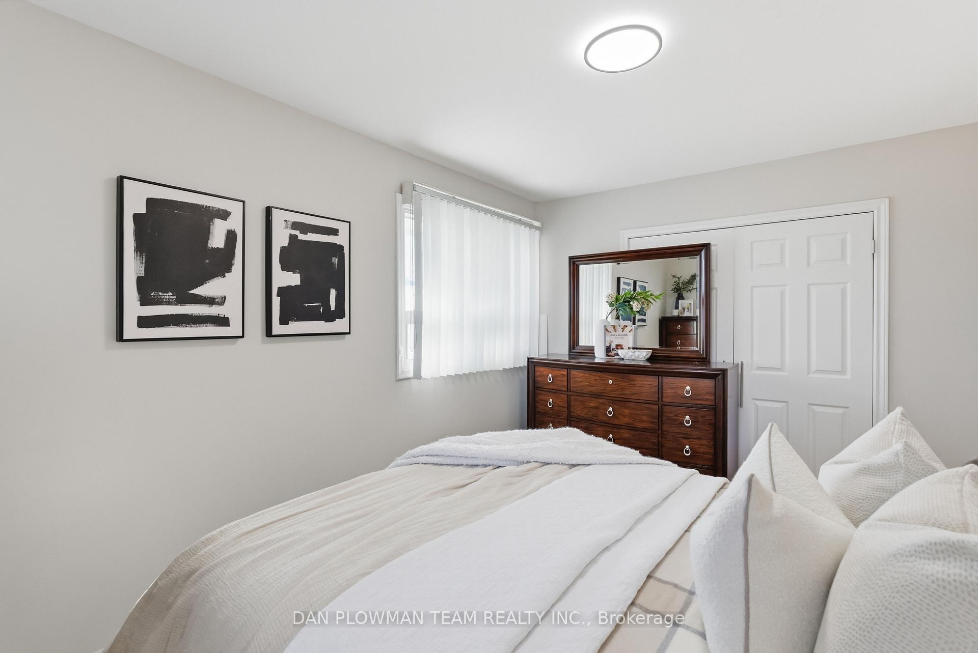 Photo 25 of 5 Lakeland Crescent, Scarborough, Woburn — HOMEH