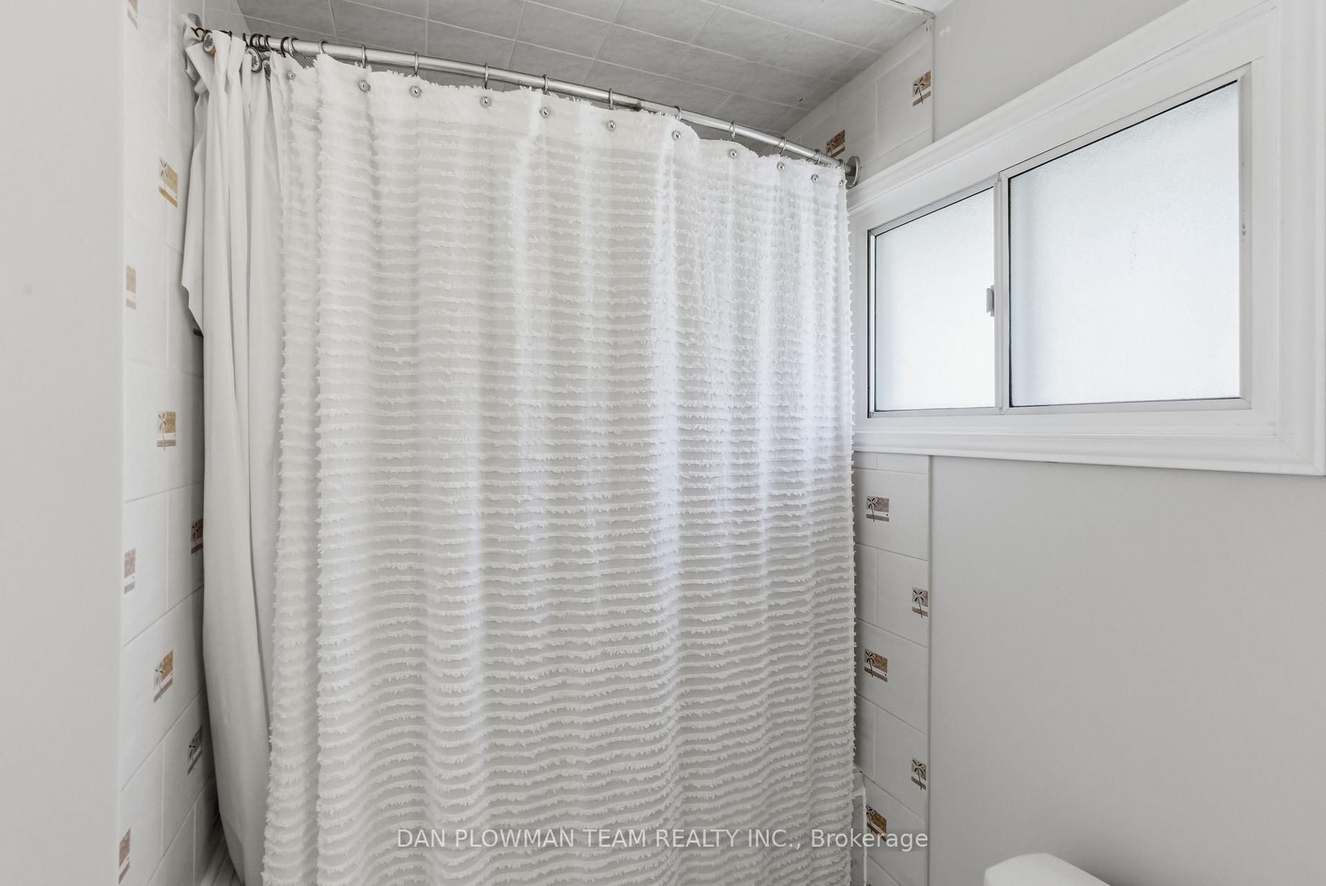 Photo 27 of 5 Lakeland Crescent, Scarborough, Woburn — HOMEH