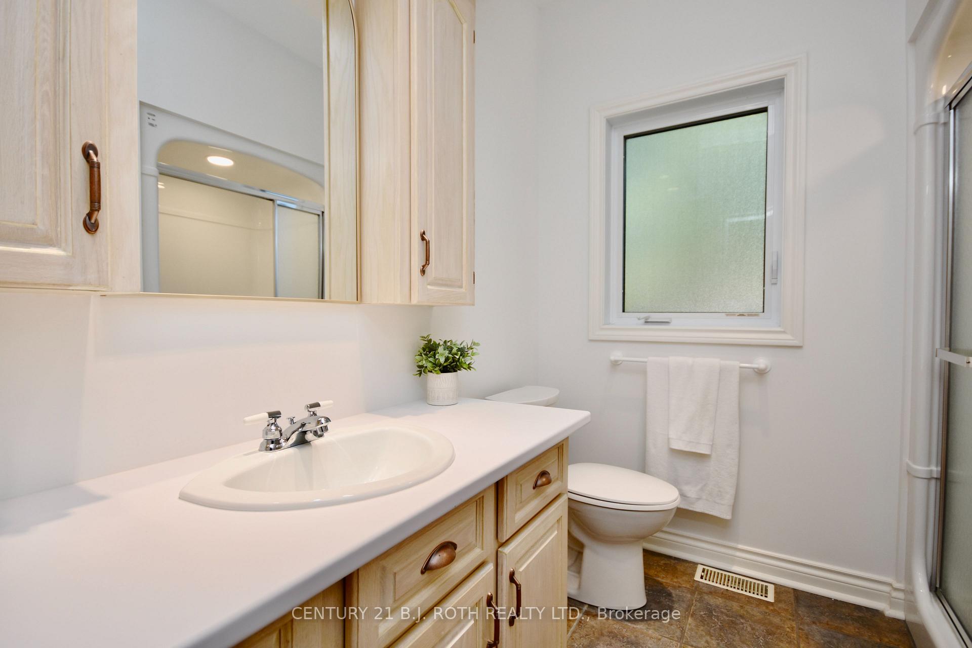 Photo 15 of 60 Balsam Street, Tiny, Rural Tiny — HOMEH
