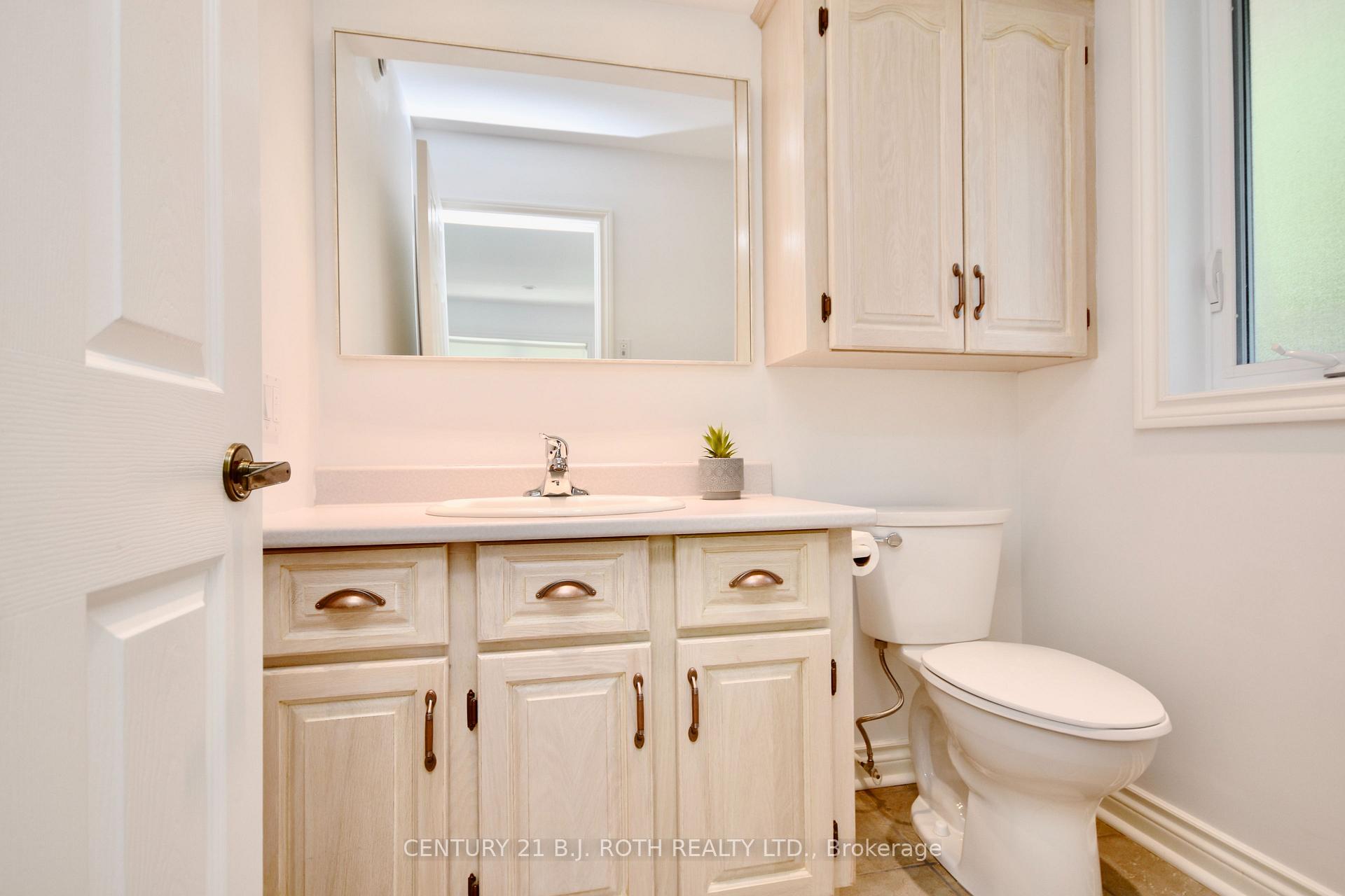Photo 20 of 60 Balsam Street, Tiny, Rural Tiny — HOMEH