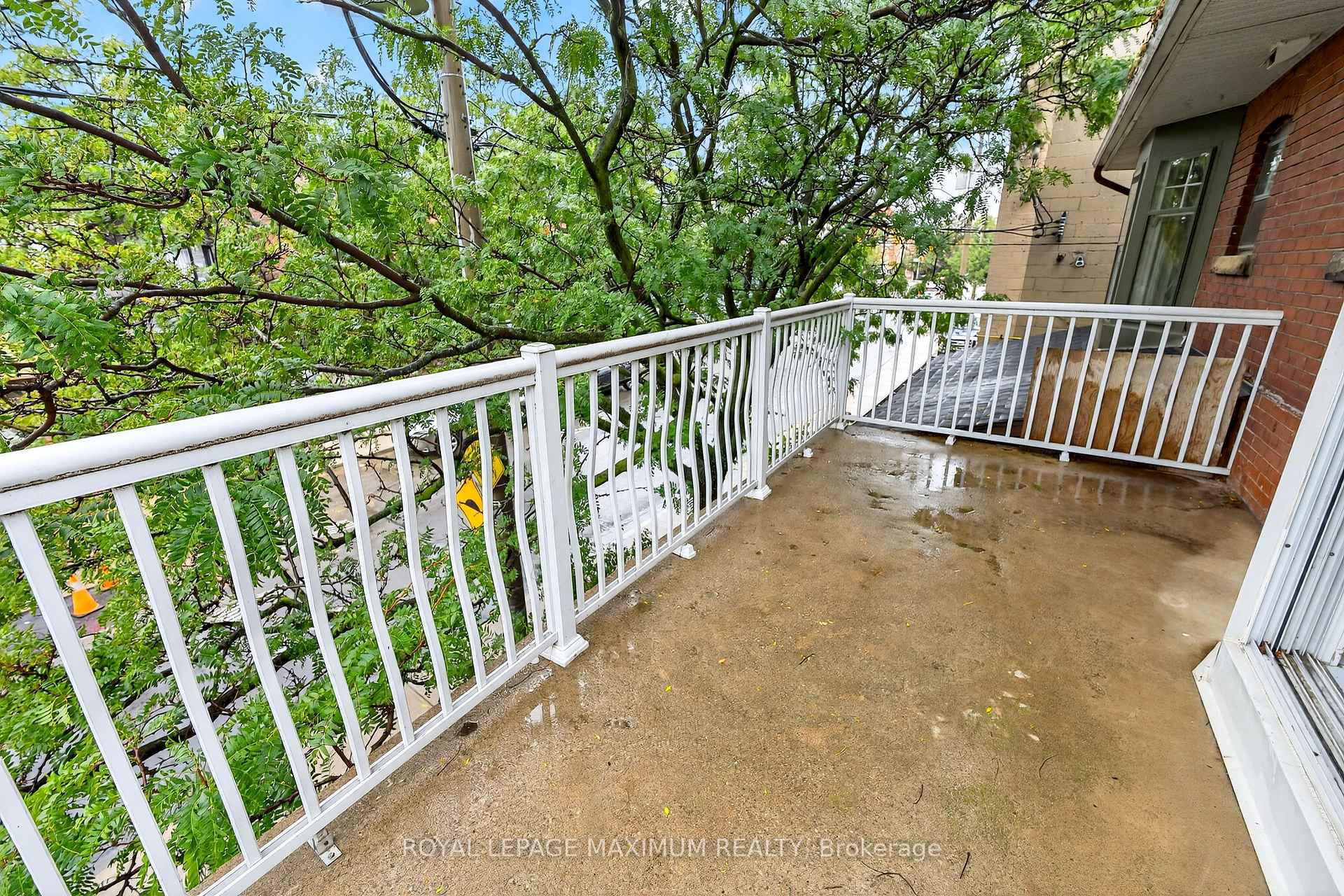 Photo 14 of Unit Unit 2, 263 Brock Avenue, Toronto, Little Portugal — HOMEH