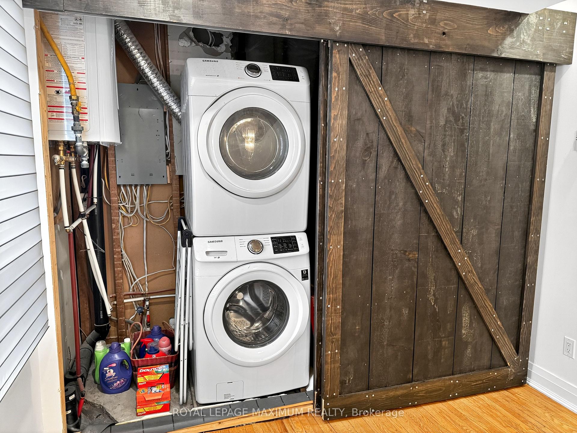 Photo 24 of Unit Unit 2, 263 Brock Avenue, Toronto, Little Portugal — HOMEH