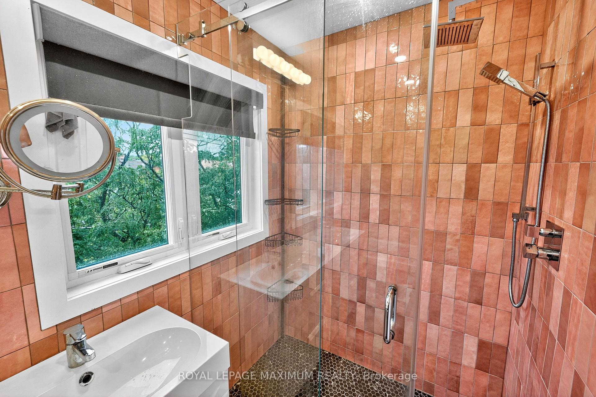 Photo 32 of Unit Unit 2, 263 Brock Avenue, Toronto, Little Portugal — HOMEH