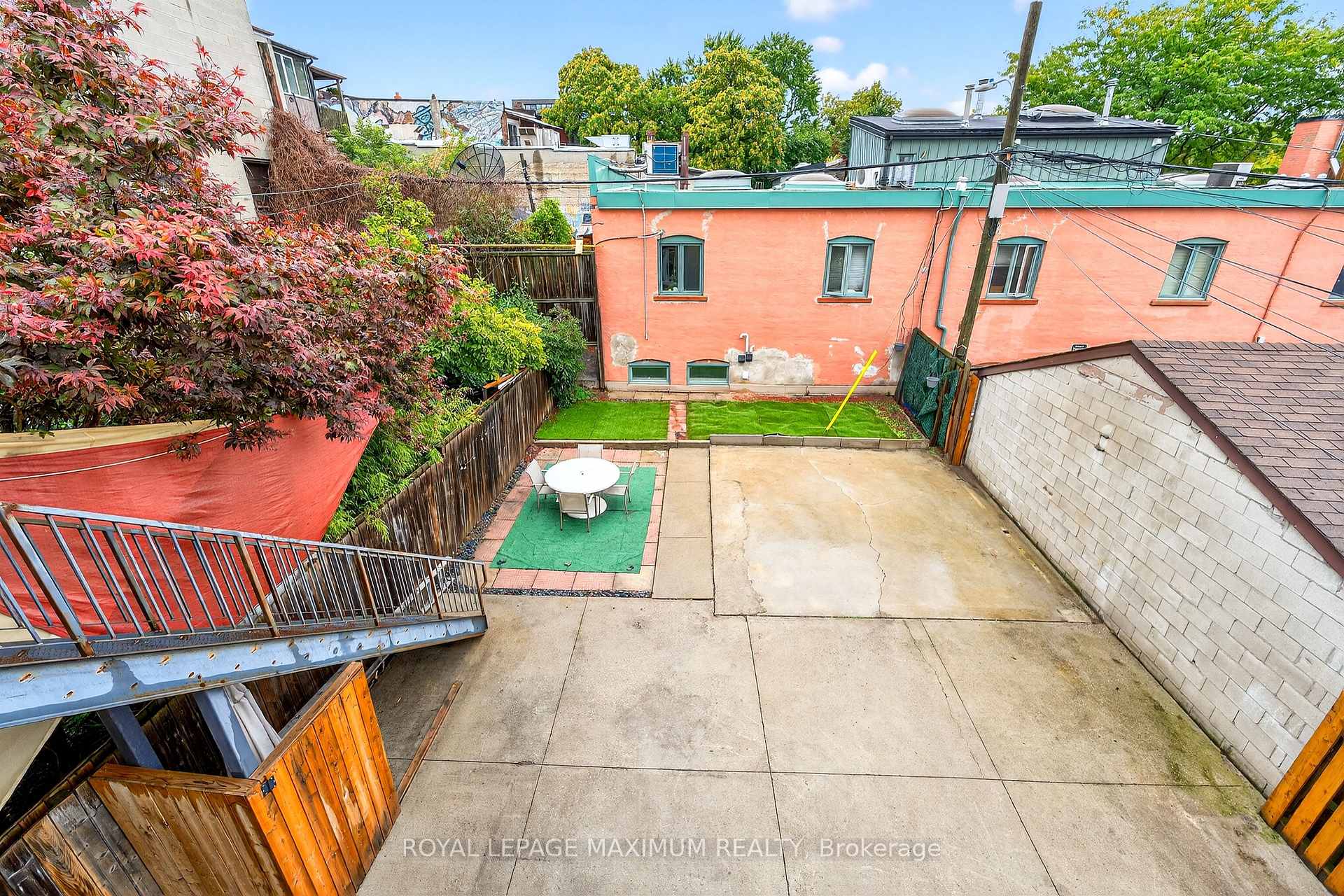 Photo 44 of Unit Unit 2, 263 Brock Avenue, Toronto, Little Portugal — HOMEH