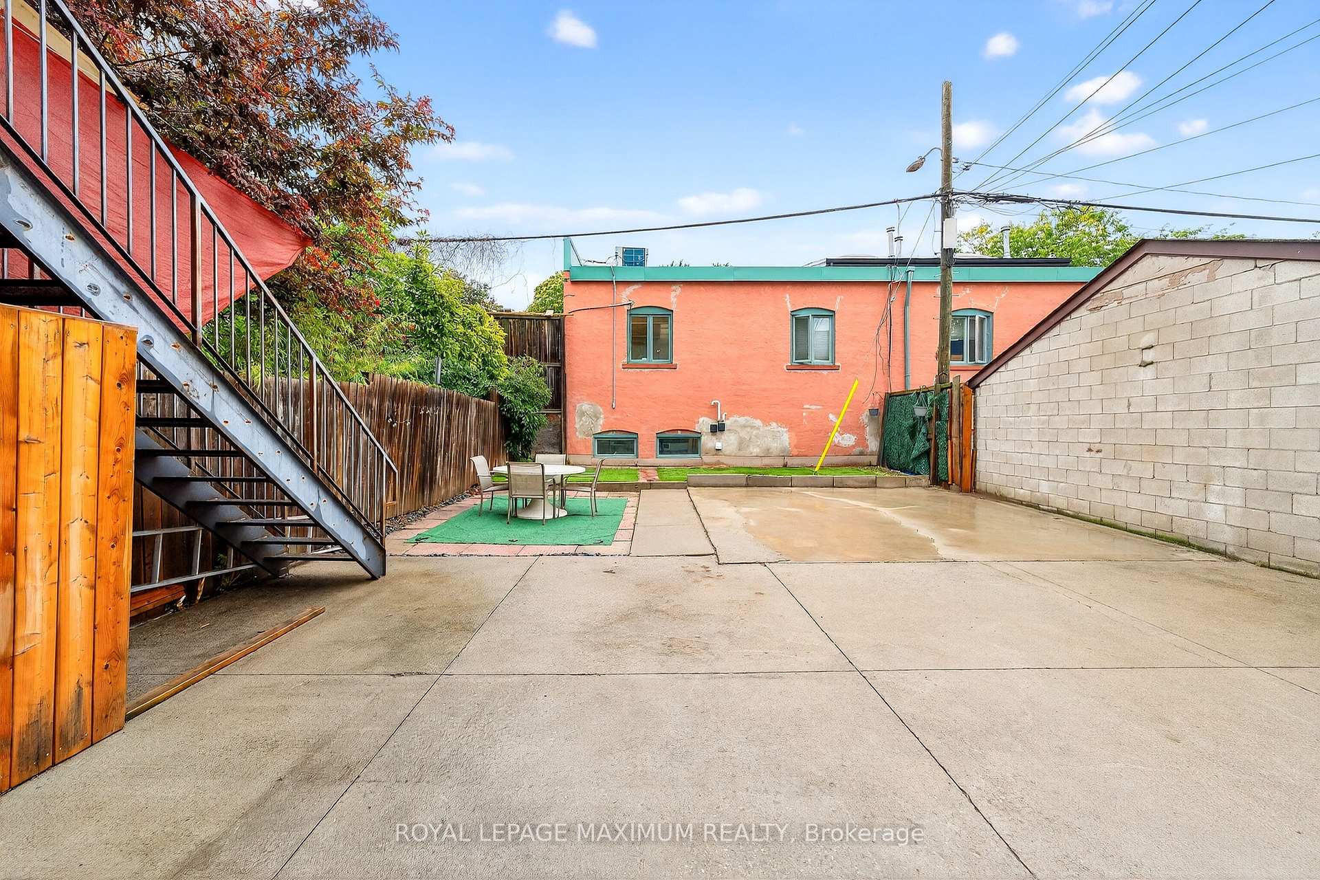 Photo 47 of Unit Unit 2, 263 Brock Avenue, Toronto, Little Portugal — HOMEH