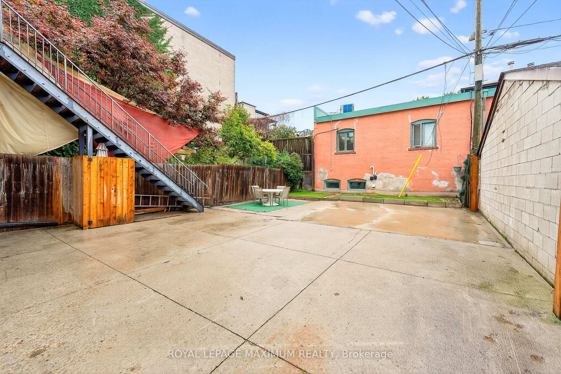 Photo 48 of Unit Unit 2, 263 Brock Avenue, Toronto, Little Portugal — HOMEH