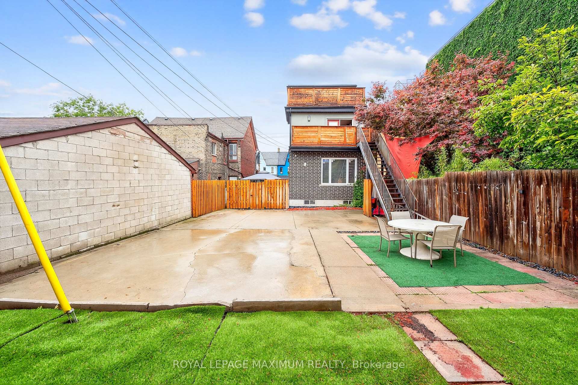 Photo 49 of Unit Unit 2, 263 Brock Avenue, Toronto, Little Portugal — HOMEH