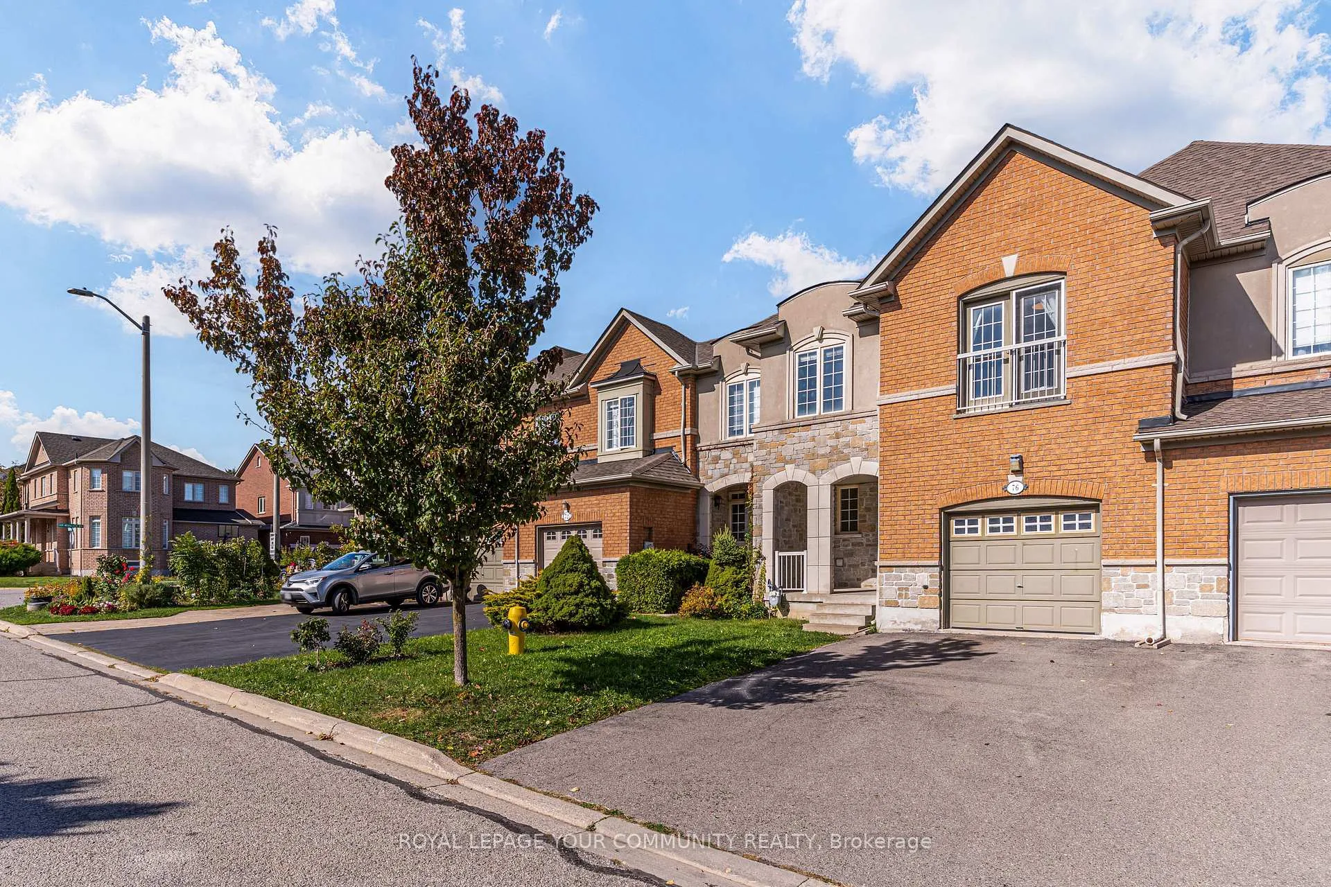 Photo 4 of 76 Cabernet Road, Vaughan, Patterson — HOMEH