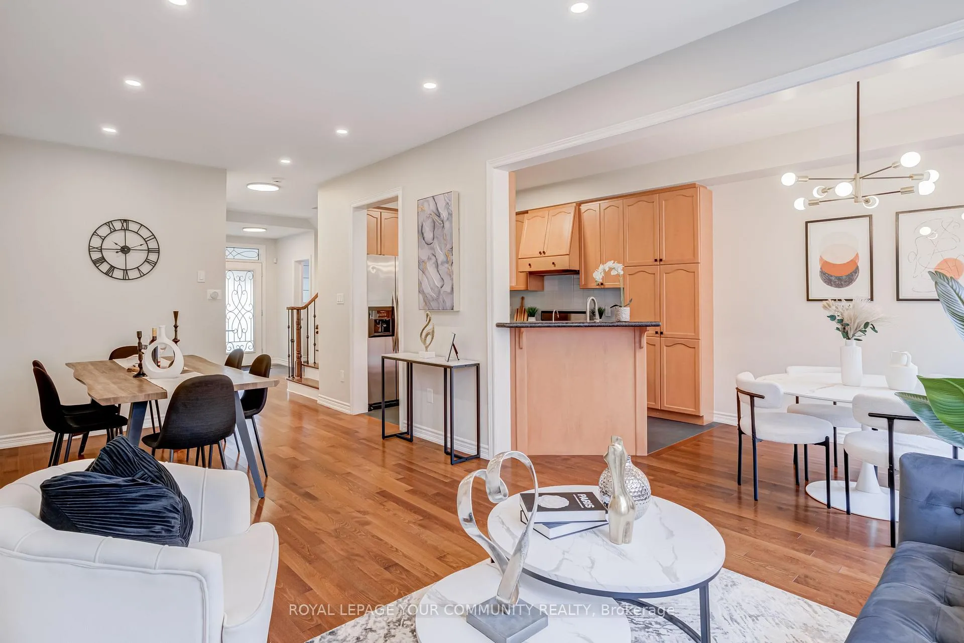 Photo 14 of 76 Cabernet Road, Vaughan, Patterson — HOMEH