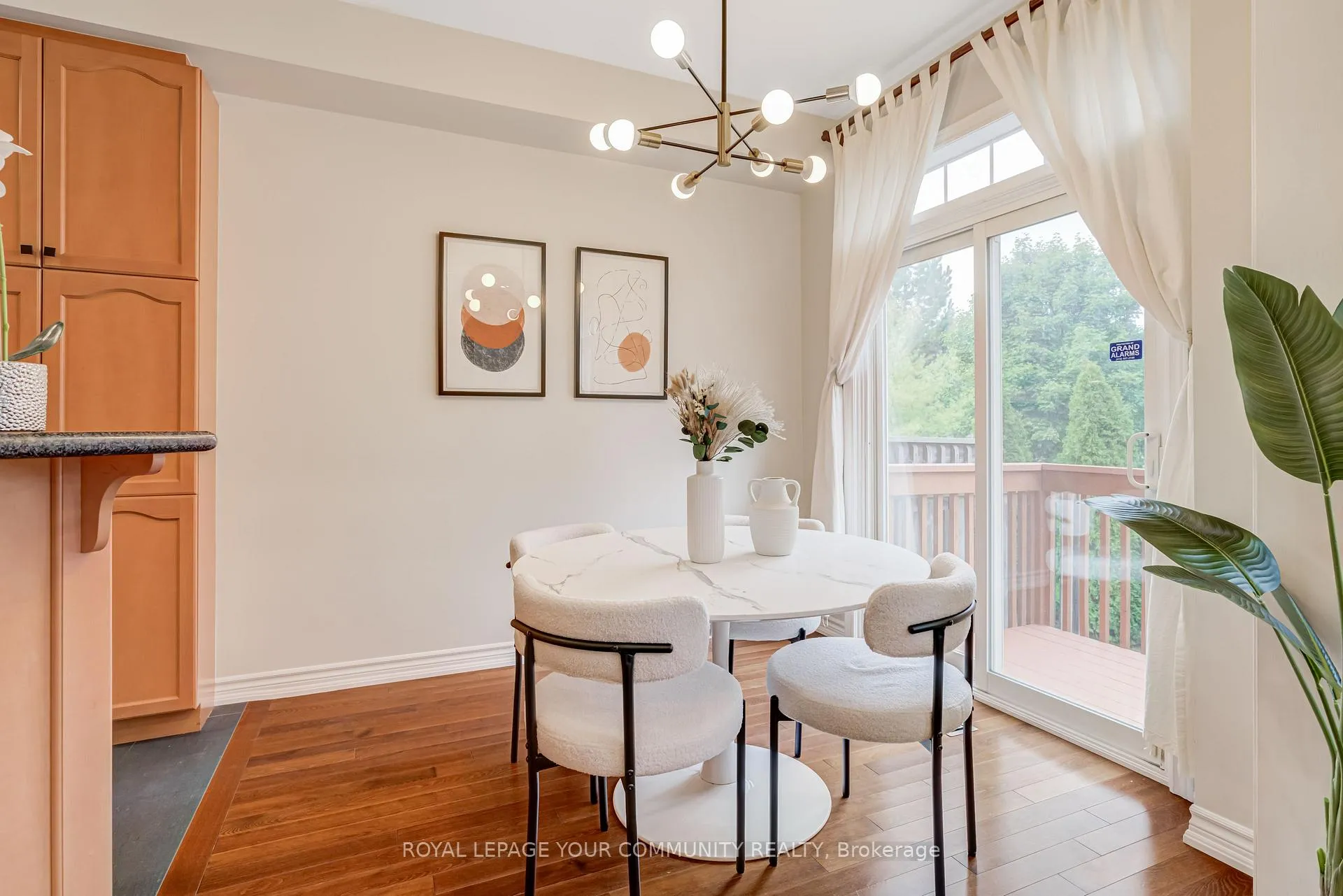 Photo 23 of 76 Cabernet Road, Vaughan, Patterson — HOMEH