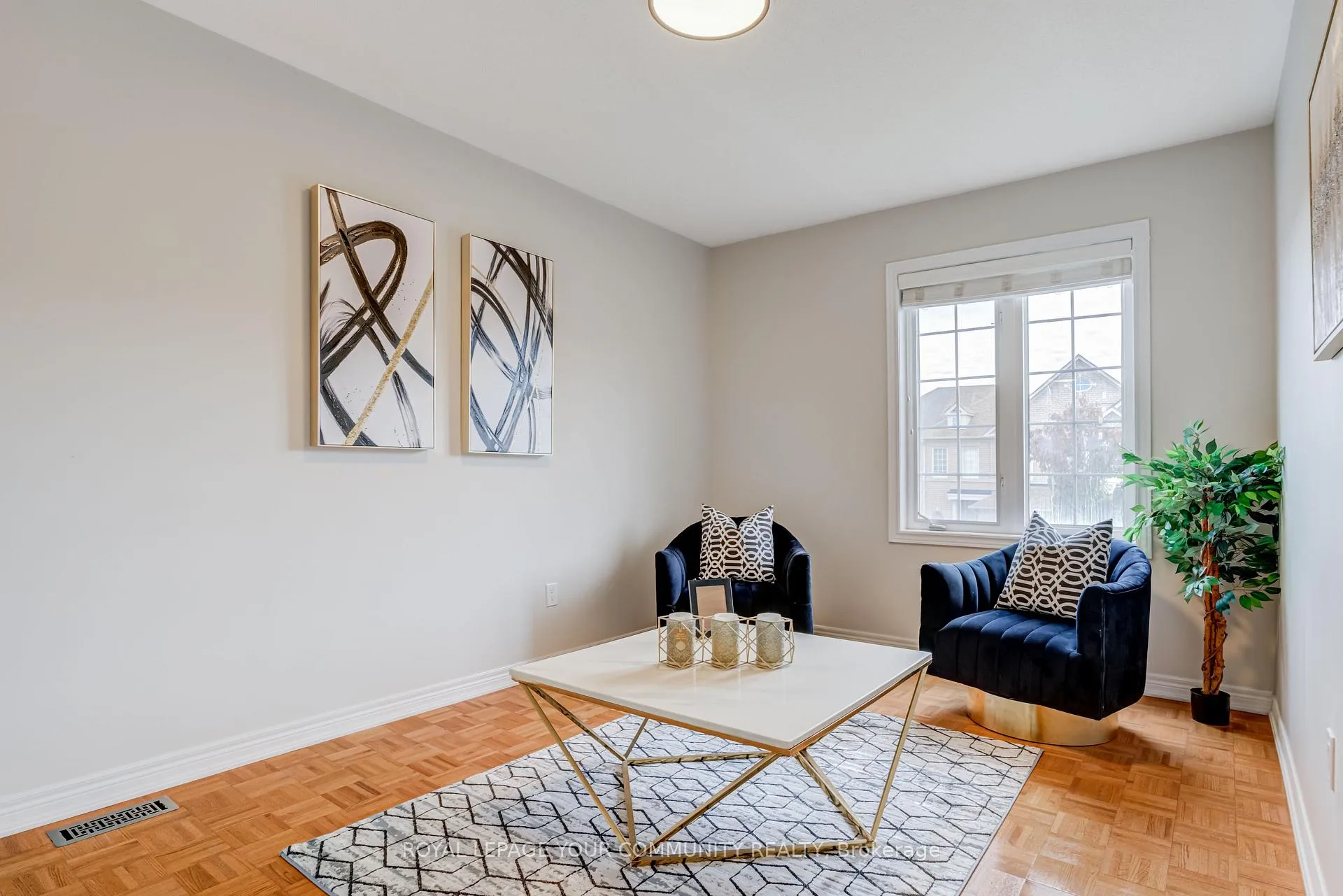 Photo 26 of 76 Cabernet Road, Vaughan, Patterson — HOMEH