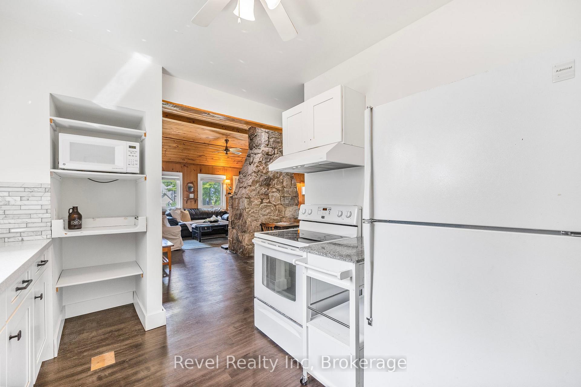 Photo 13 of 135 Centre Beach Road, Tiny, Rural Tiny — HOMEH