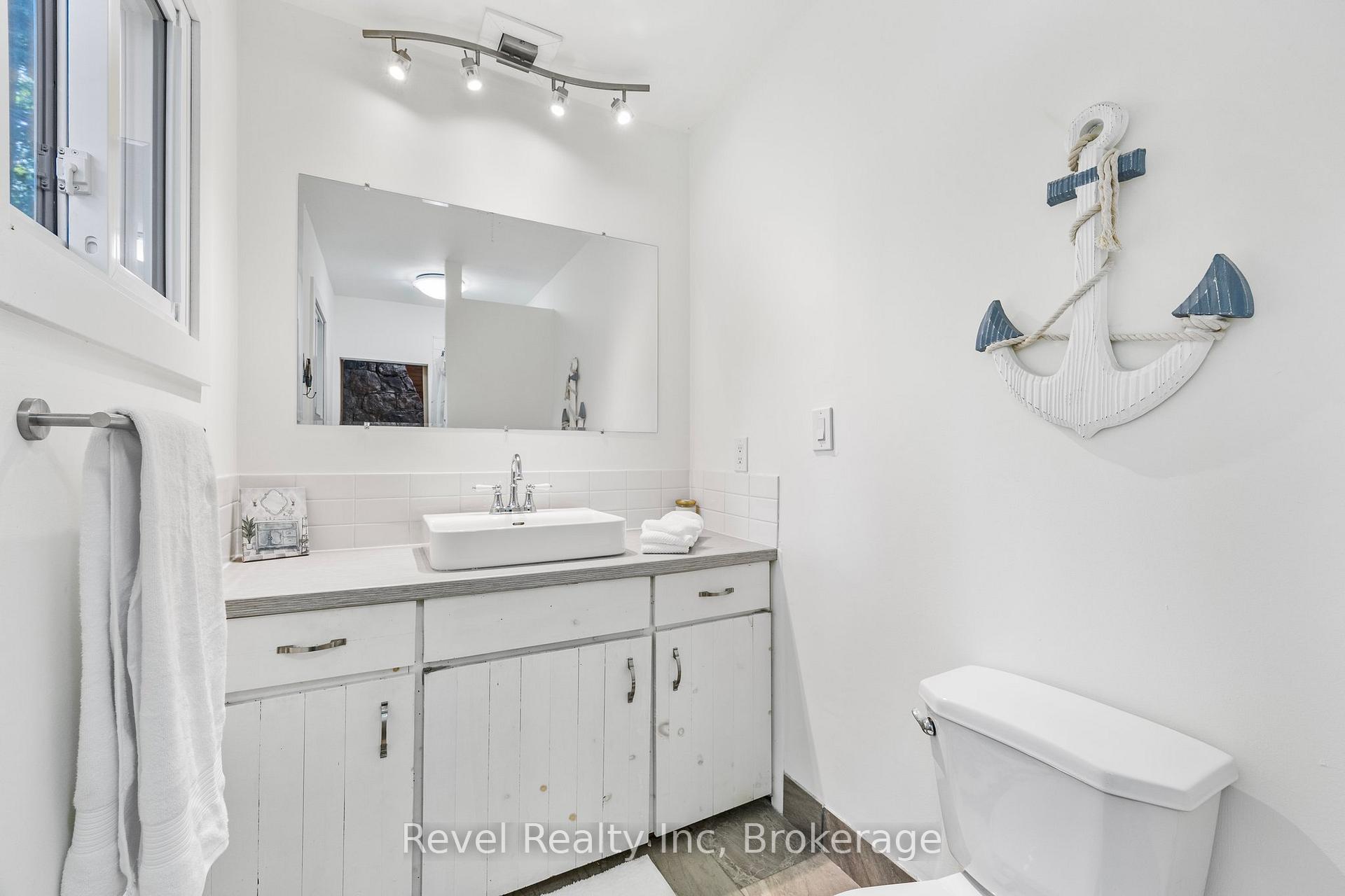 Photo 17 of 135 Centre Beach Road, Tiny, Rural Tiny — HOMEH
