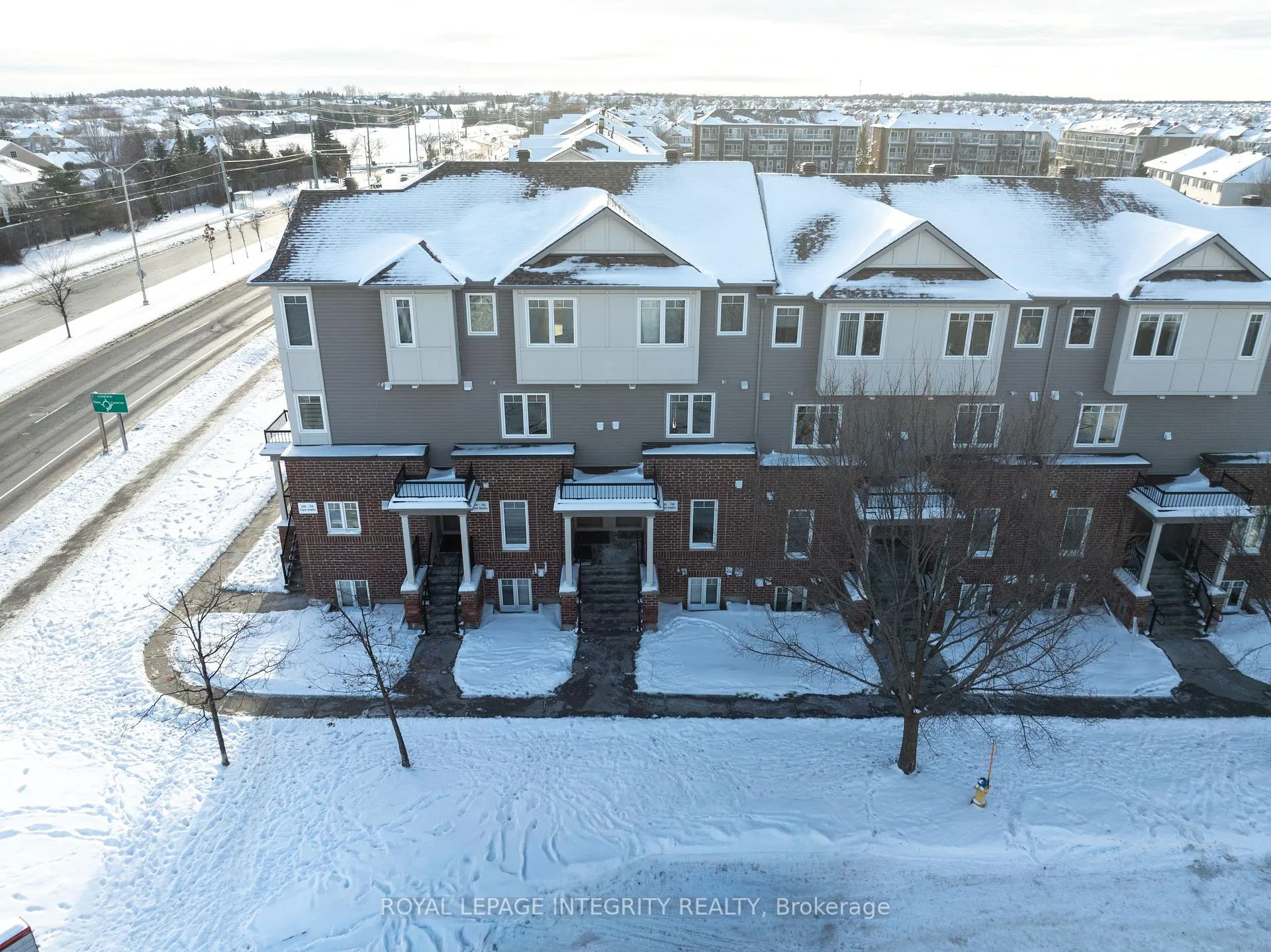 Photo 2 of 256 Espin Heights, Ottawa, Barrhaven - Stonebridge — HOMEH