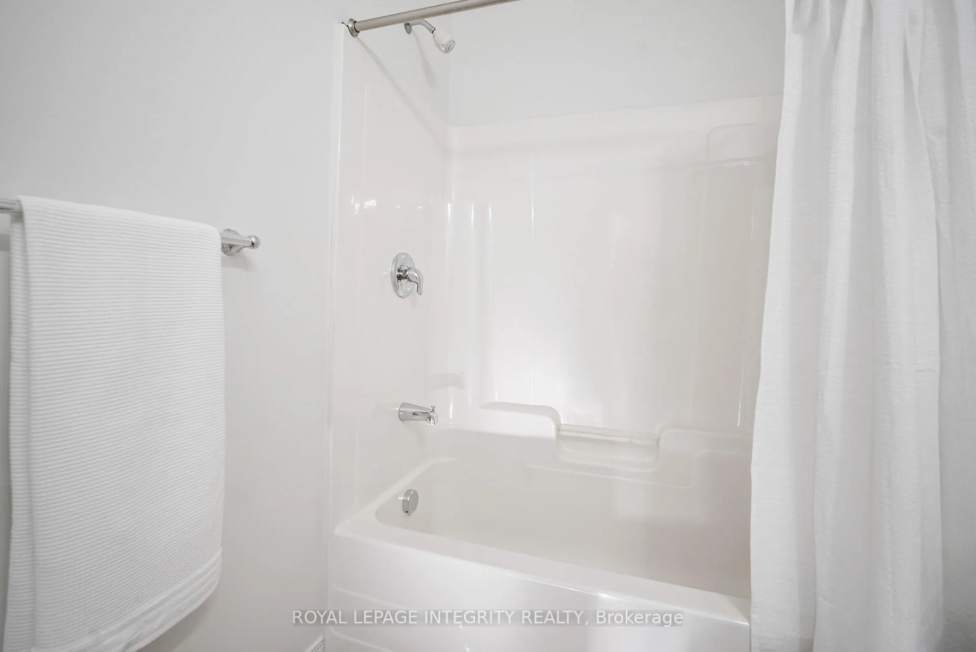 Photo 23 of 256 Espin Heights, Ottawa, Barrhaven - Stonebridge — HOMEH