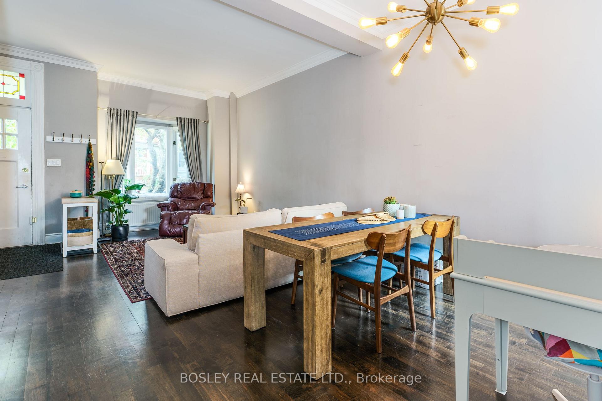 Photo 8 of 45 Shannon Street, Toronto, Trinity-Bellwoods — HOMEH