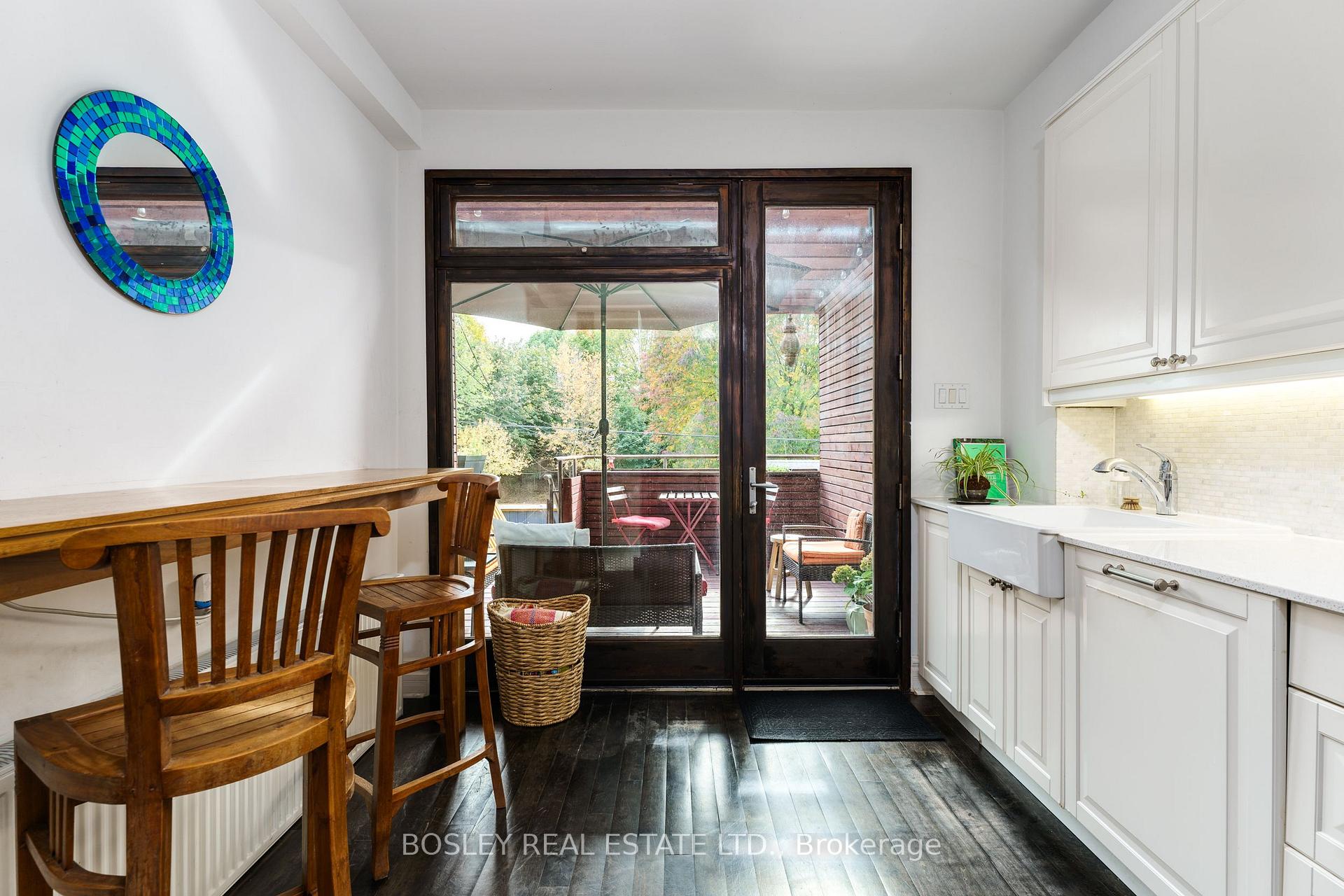Photo 11 of 45 Shannon Street, Toronto, Trinity-Bellwoods — HOMEH