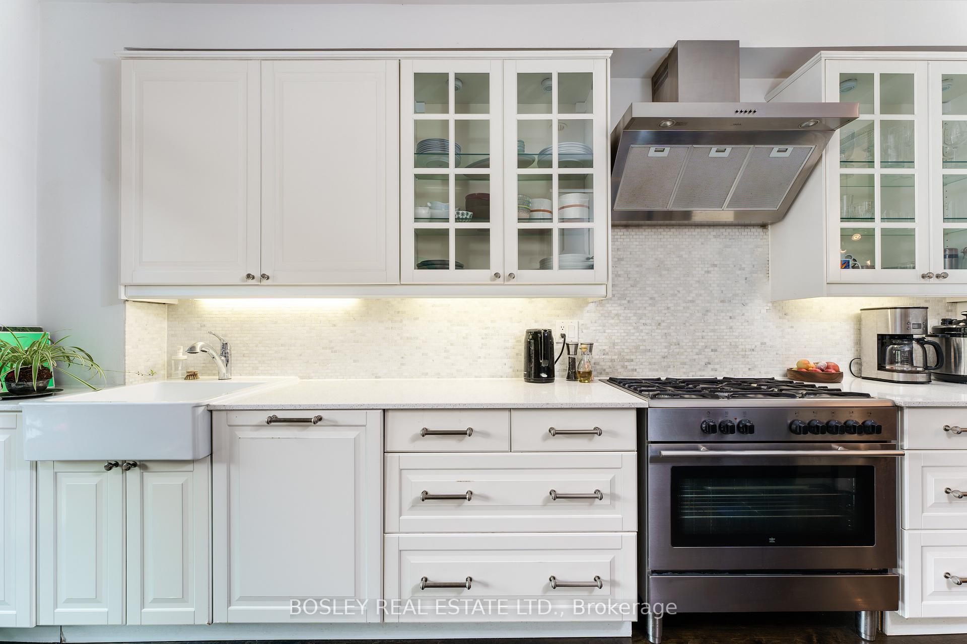 Photo 13 of 45 Shannon Street, Toronto, Trinity-Bellwoods — HOMEH