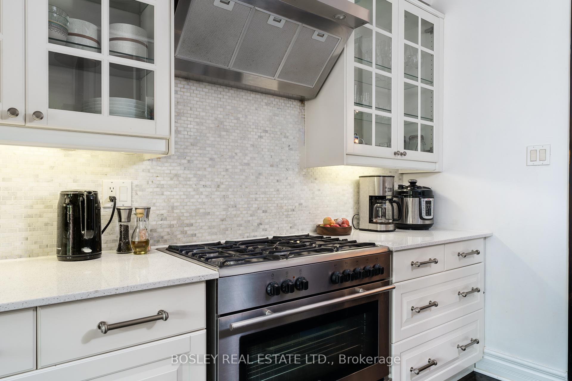 Photo 14 of 45 Shannon Street, Toronto, Trinity-Bellwoods — HOMEH