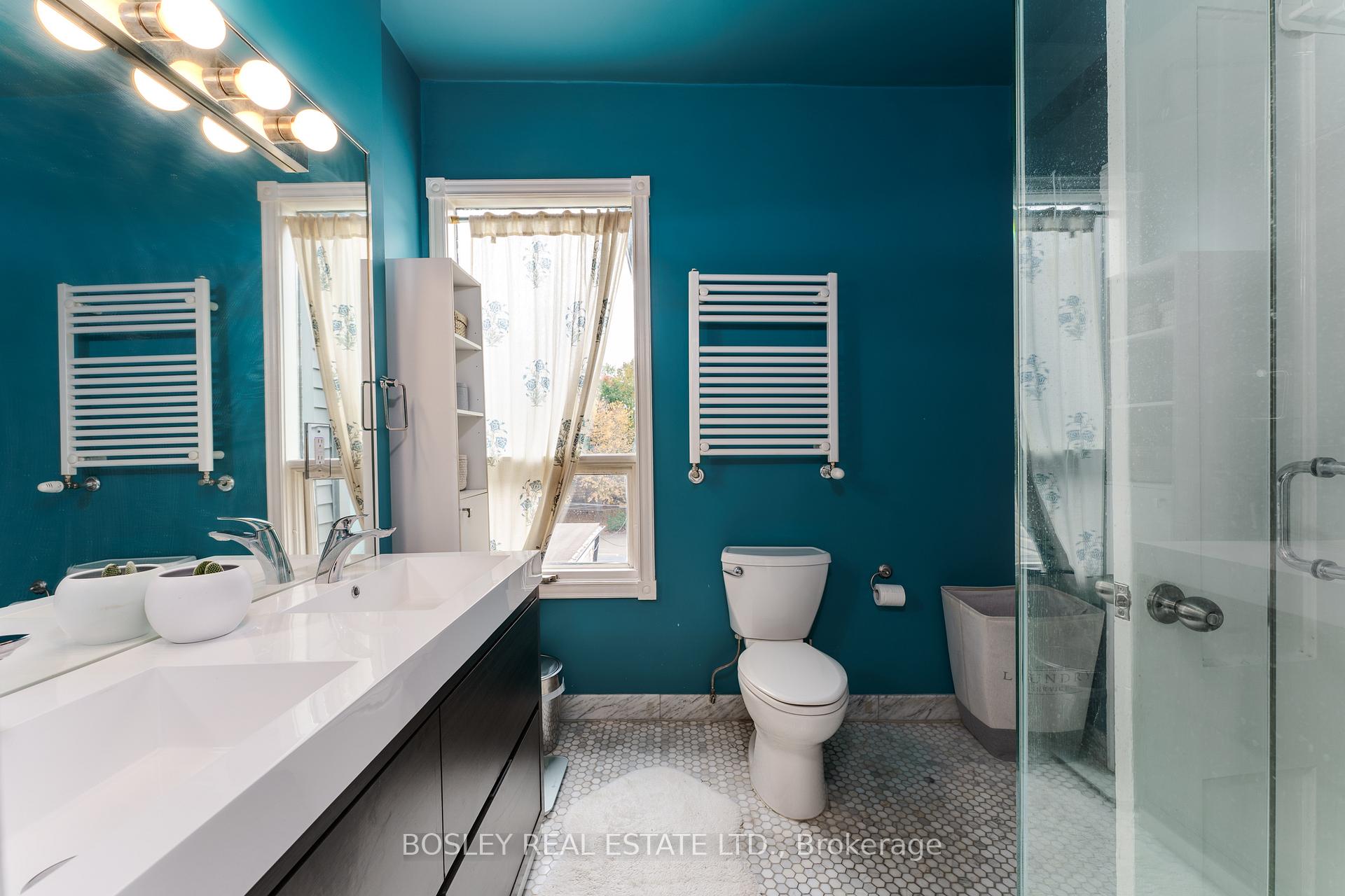 Photo 21 of 45 Shannon Street, Toronto, Trinity-Bellwoods — HOMEH
