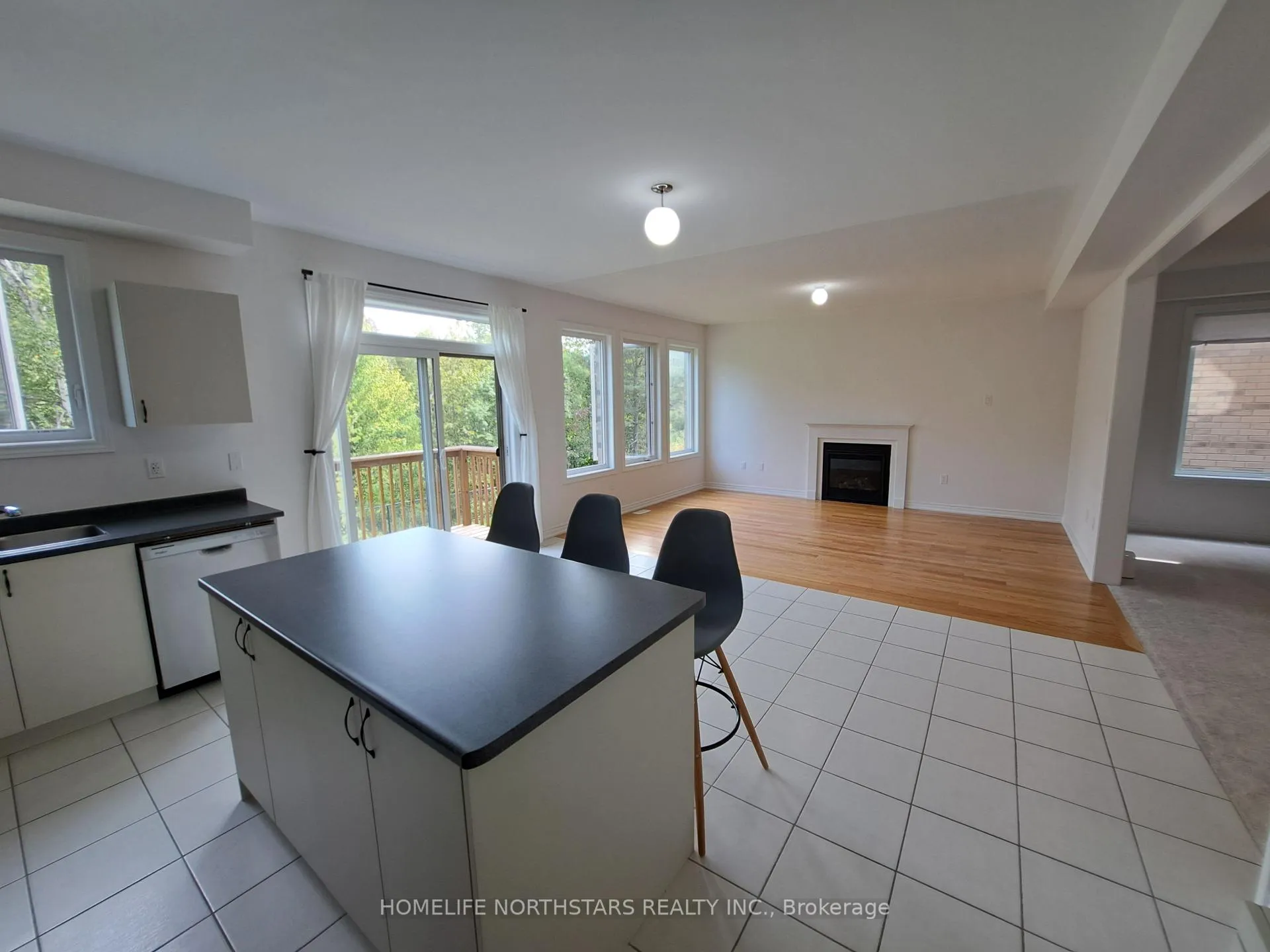 Photo 10 of 53 Wakefield Boulevard, Essa, Angus — HOMEH