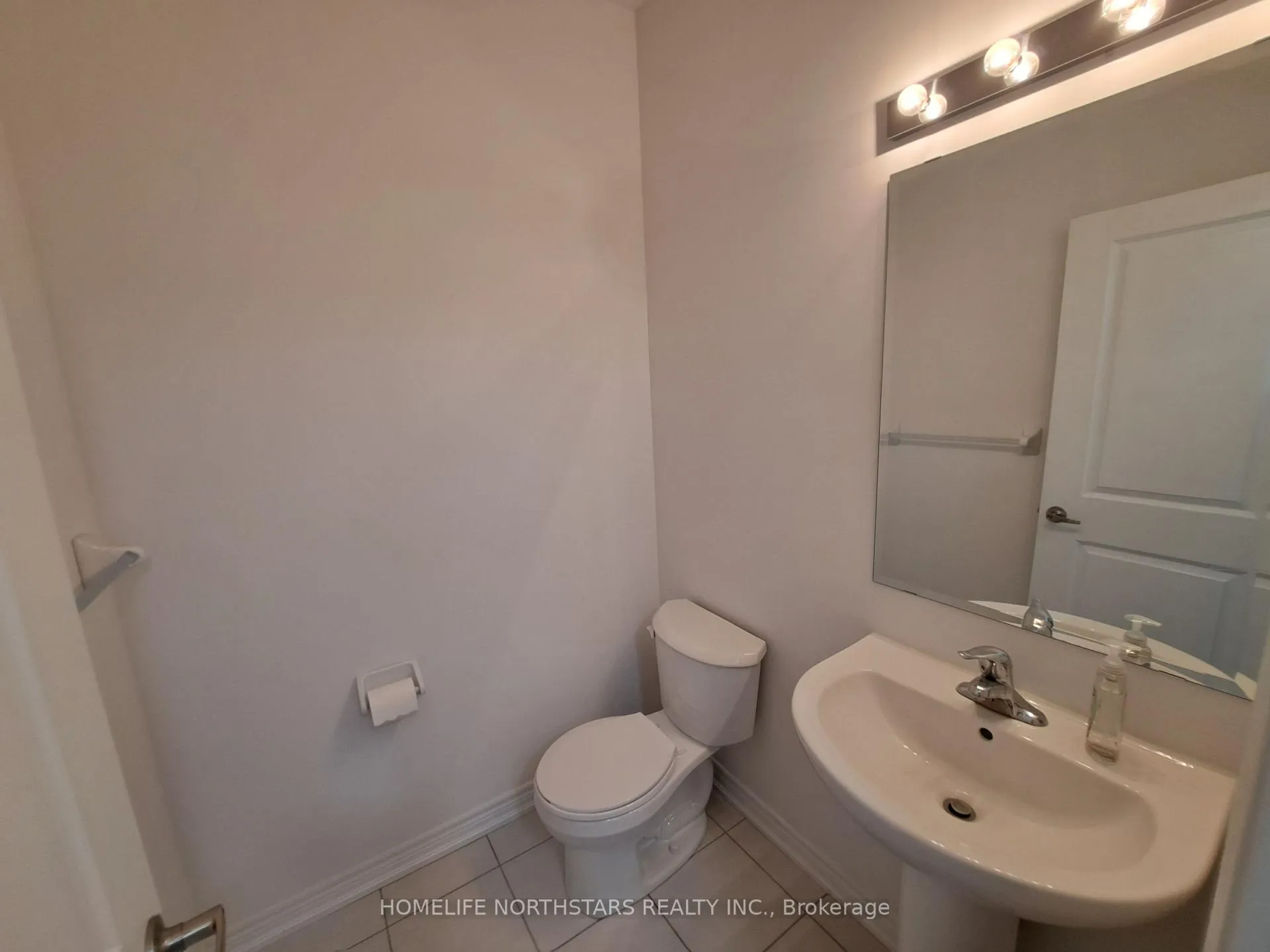 Photo 19 of 53 Wakefield Boulevard, Essa, Angus — HOMEH
