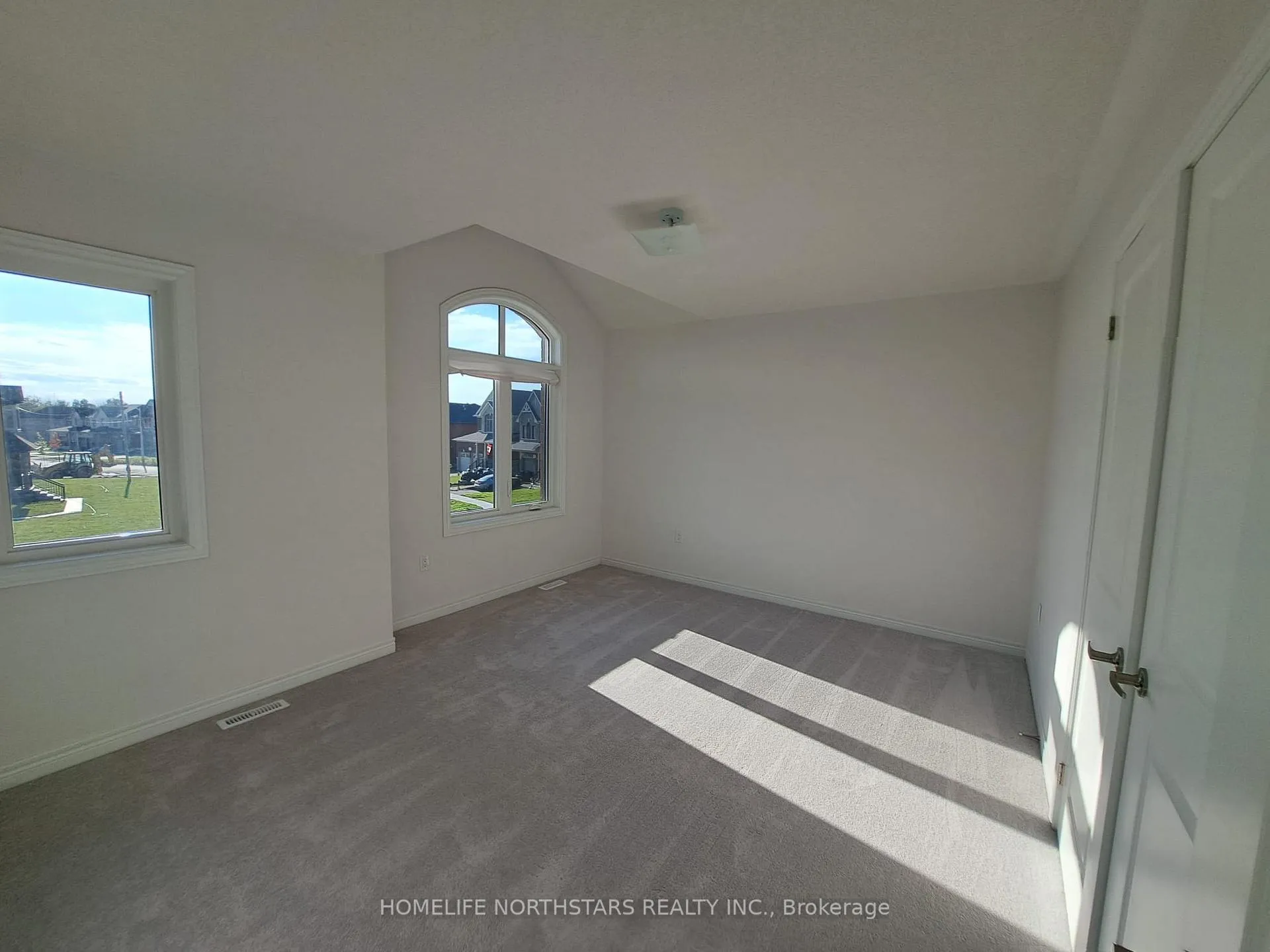 Photo 39 of 53 Wakefield Boulevard, Essa, Angus — HOMEH