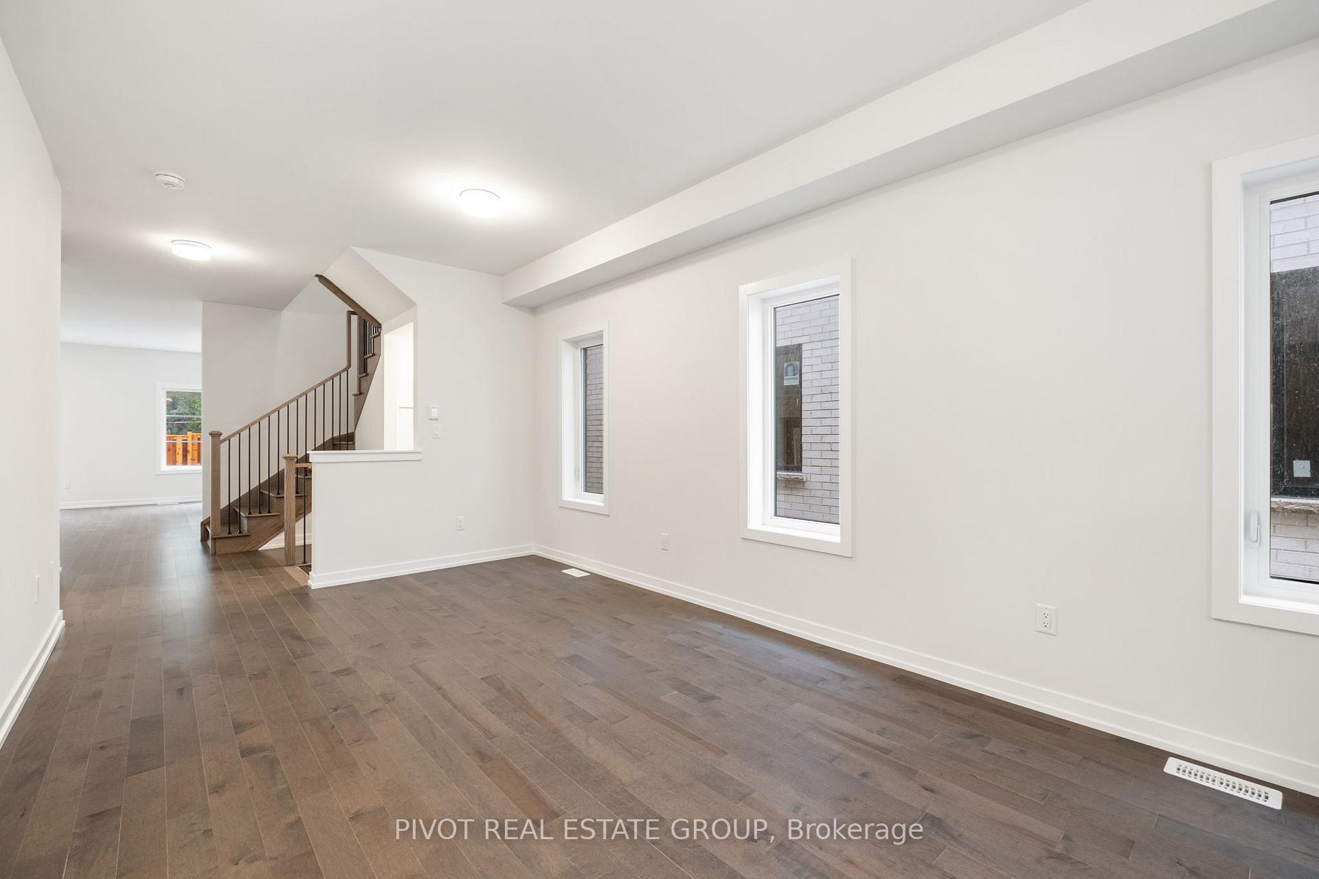 Photo 5 of 85 Danielle Moore Circle, Scarborough, Bendale — HOMEH