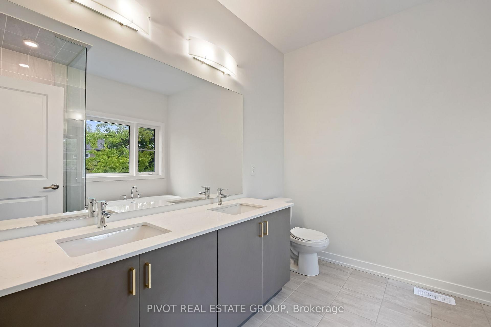 Photo 26 of 85 Danielle Moore Circle, Scarborough, Bendale — HOMEH