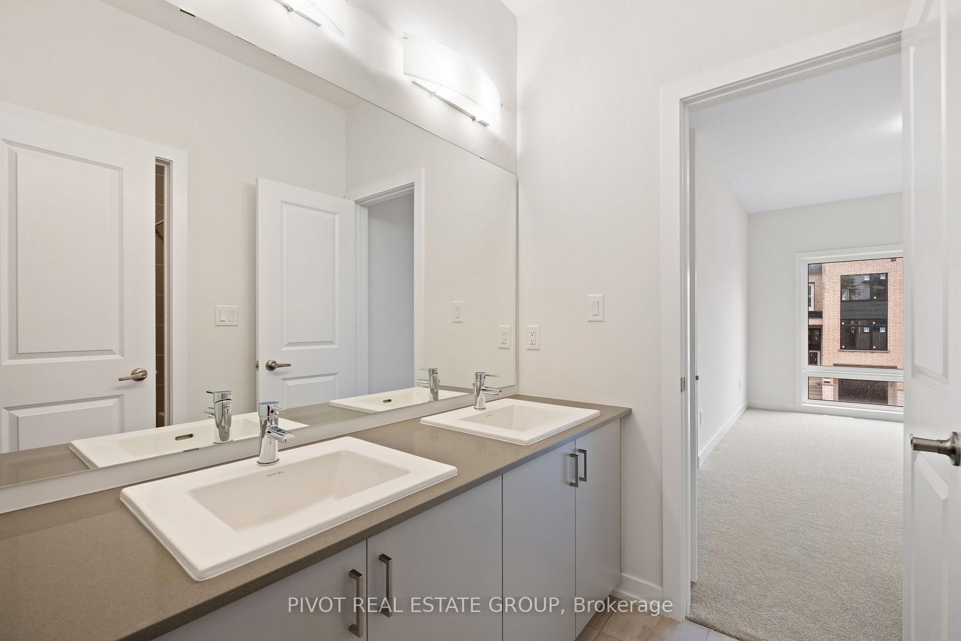 Photo 35 of 85 Danielle Moore Circle, Scarborough, Bendale — HOMEH
